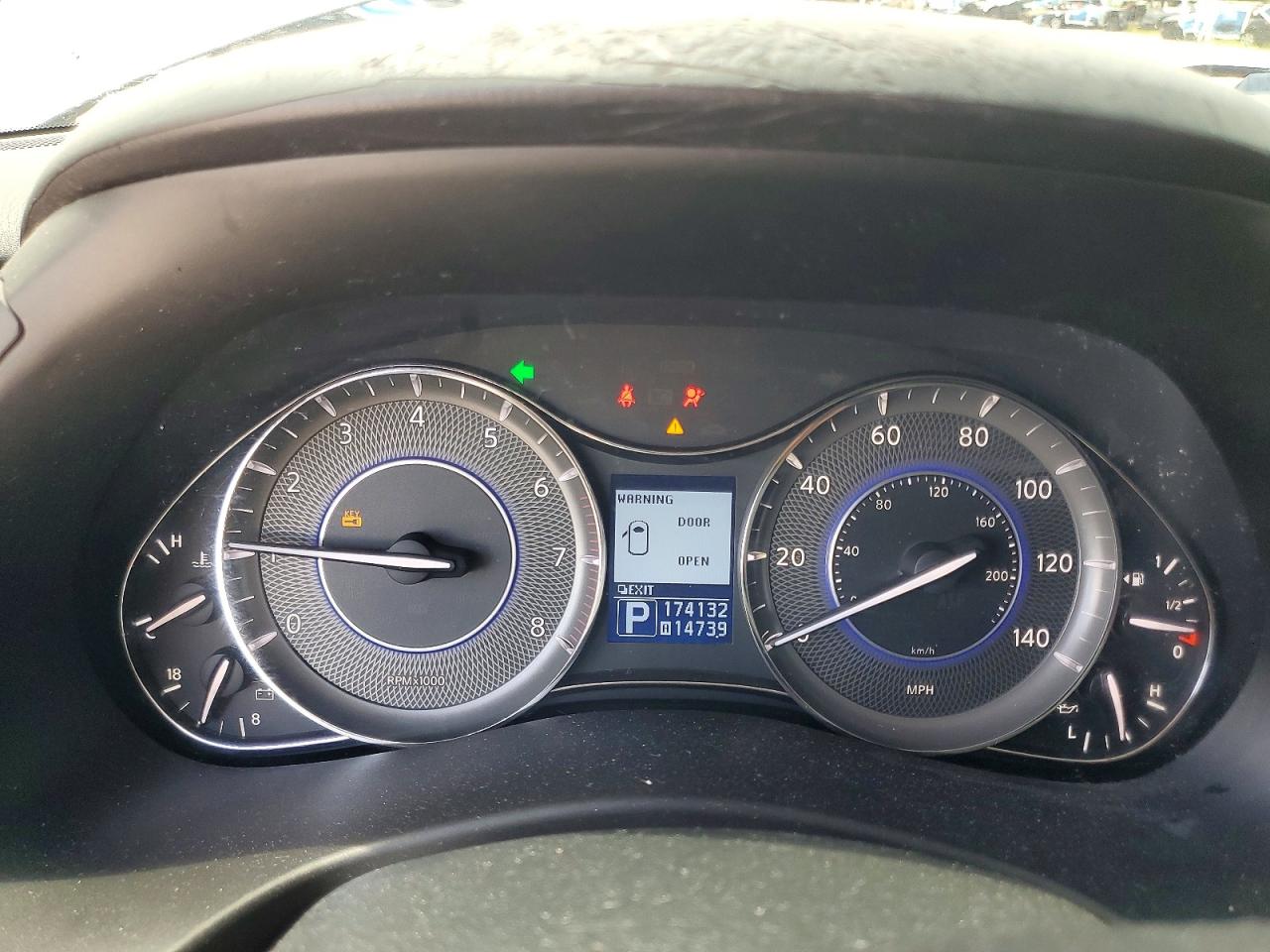 2011 Infiniti Qx56 Base Silver vin: JN8AZ2NE5B9001836