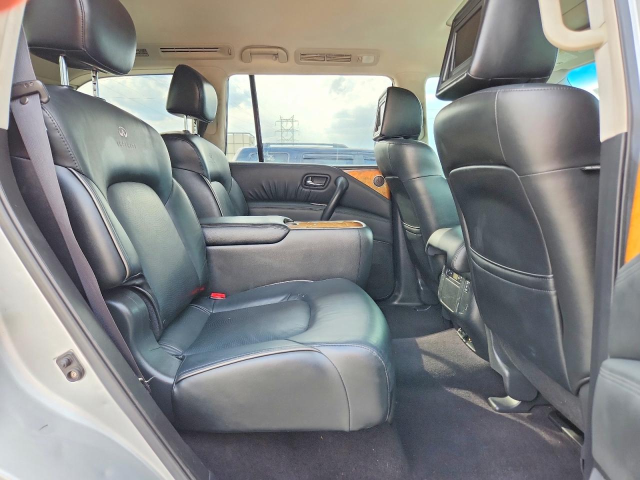 2012 Infiniti Qx56 Base Silver vin: JN8AZ2NE5C9019755