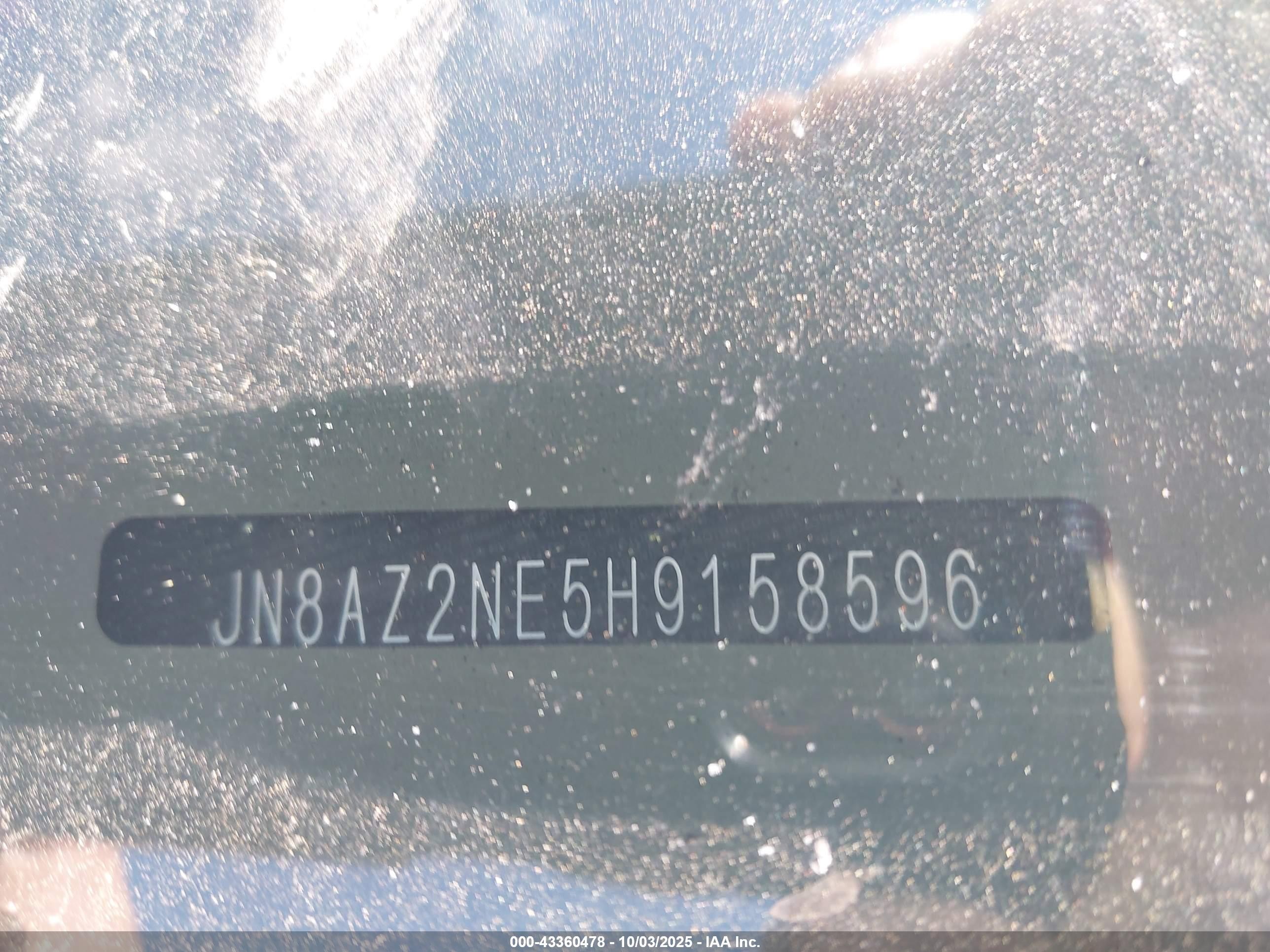 2017 Infiniti Qx80   Silver vin: JN8AZ2NE5H9158596