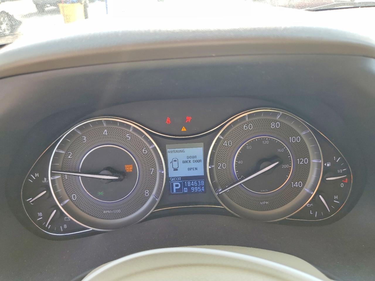 2012 Infiniti Qx56 Base White vin: JN8AZ2NE6C9015827