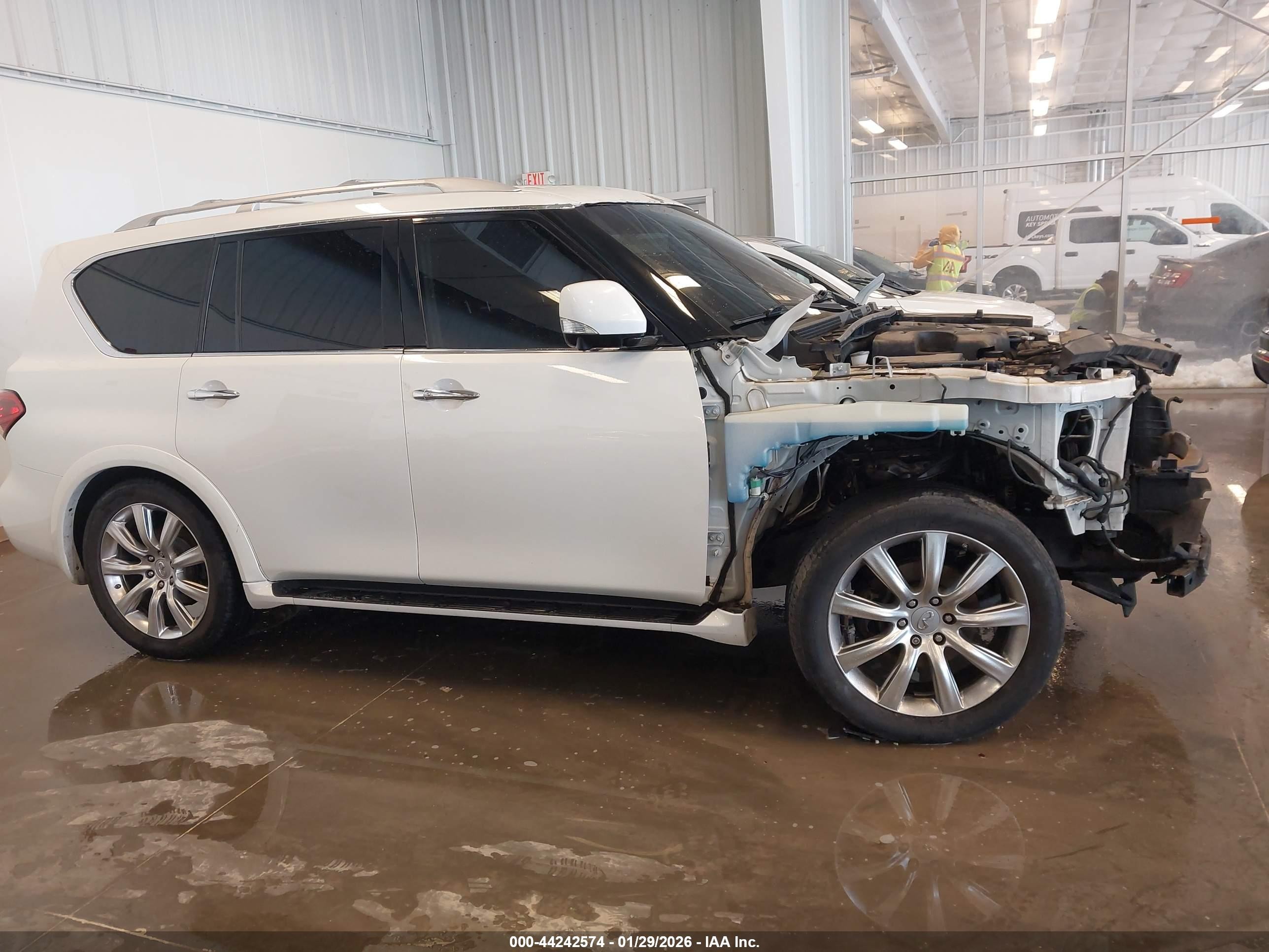2013 Infiniti Qx56   White vin: JN8AZ2NE6D9060882