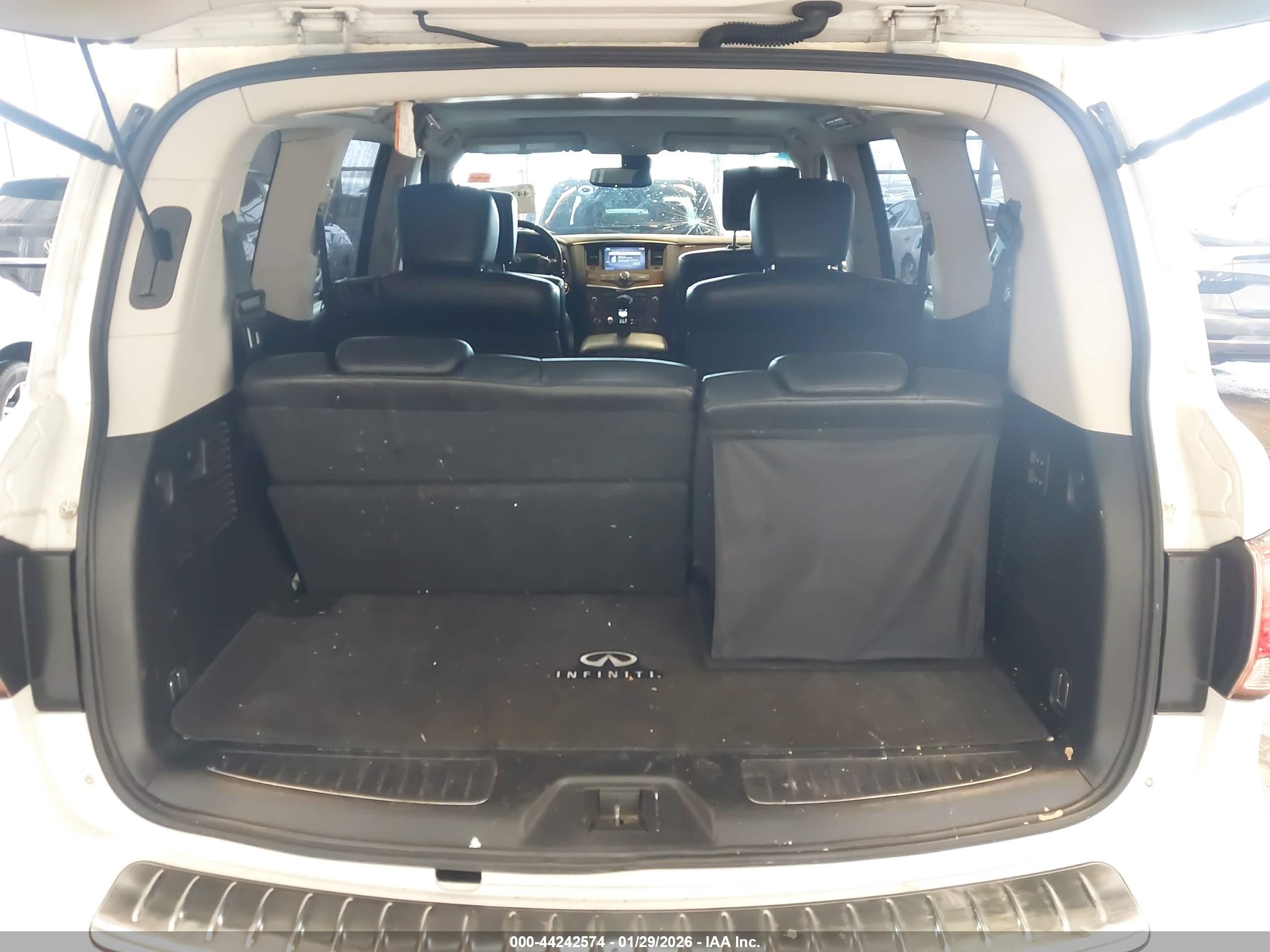 2013 Infiniti Qx56   White vin: JN8AZ2NE6D9060882