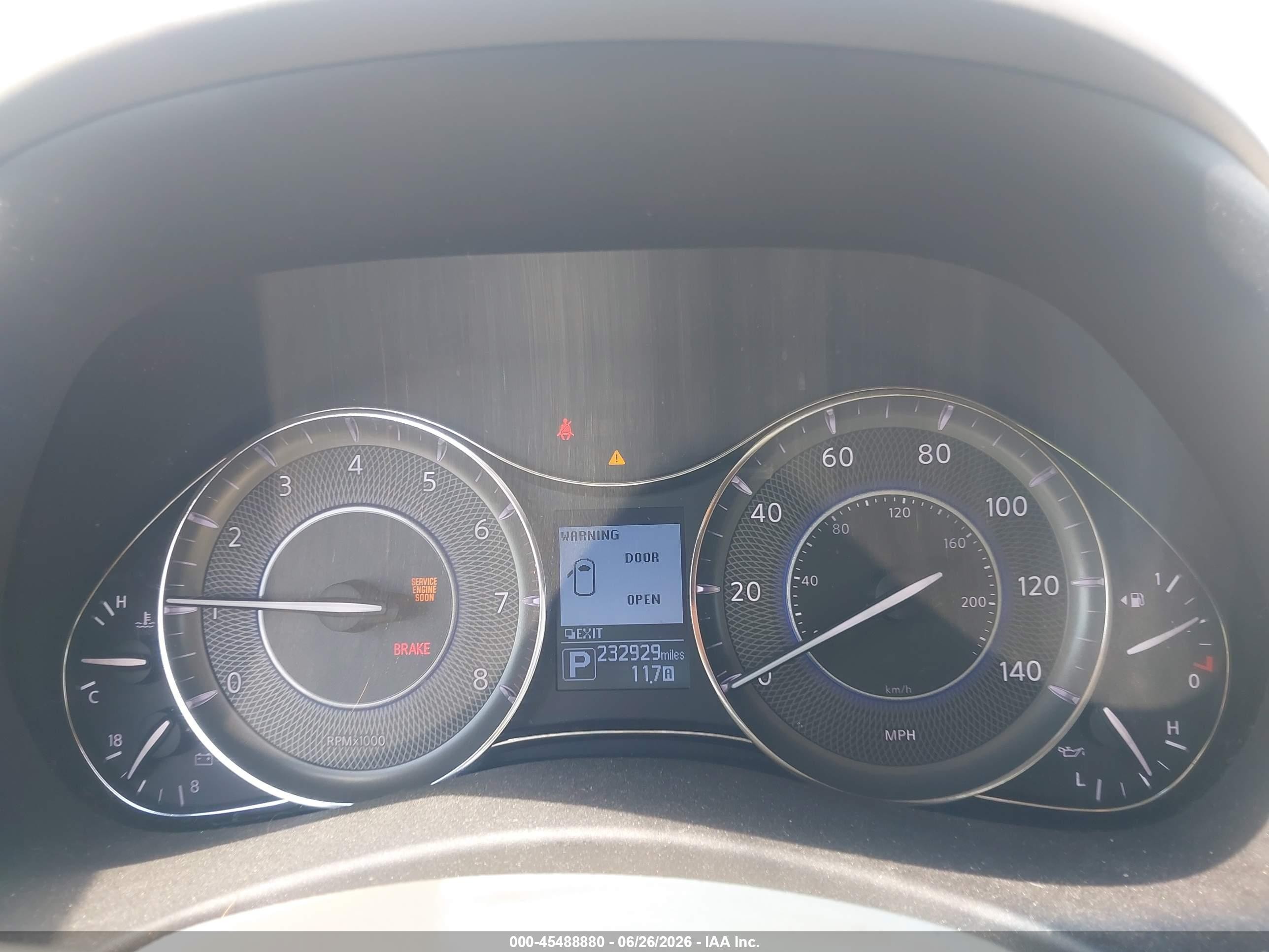 2013 Infiniti Qx56   White vin: JN8AZ2NE7D9040933