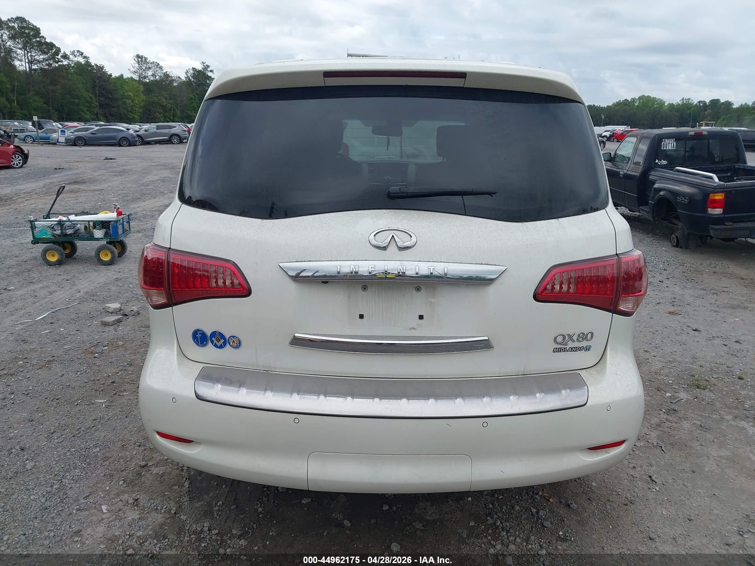 2015 Infiniti Qx80   Beige vin: JN8AZ2NE8F9080375
