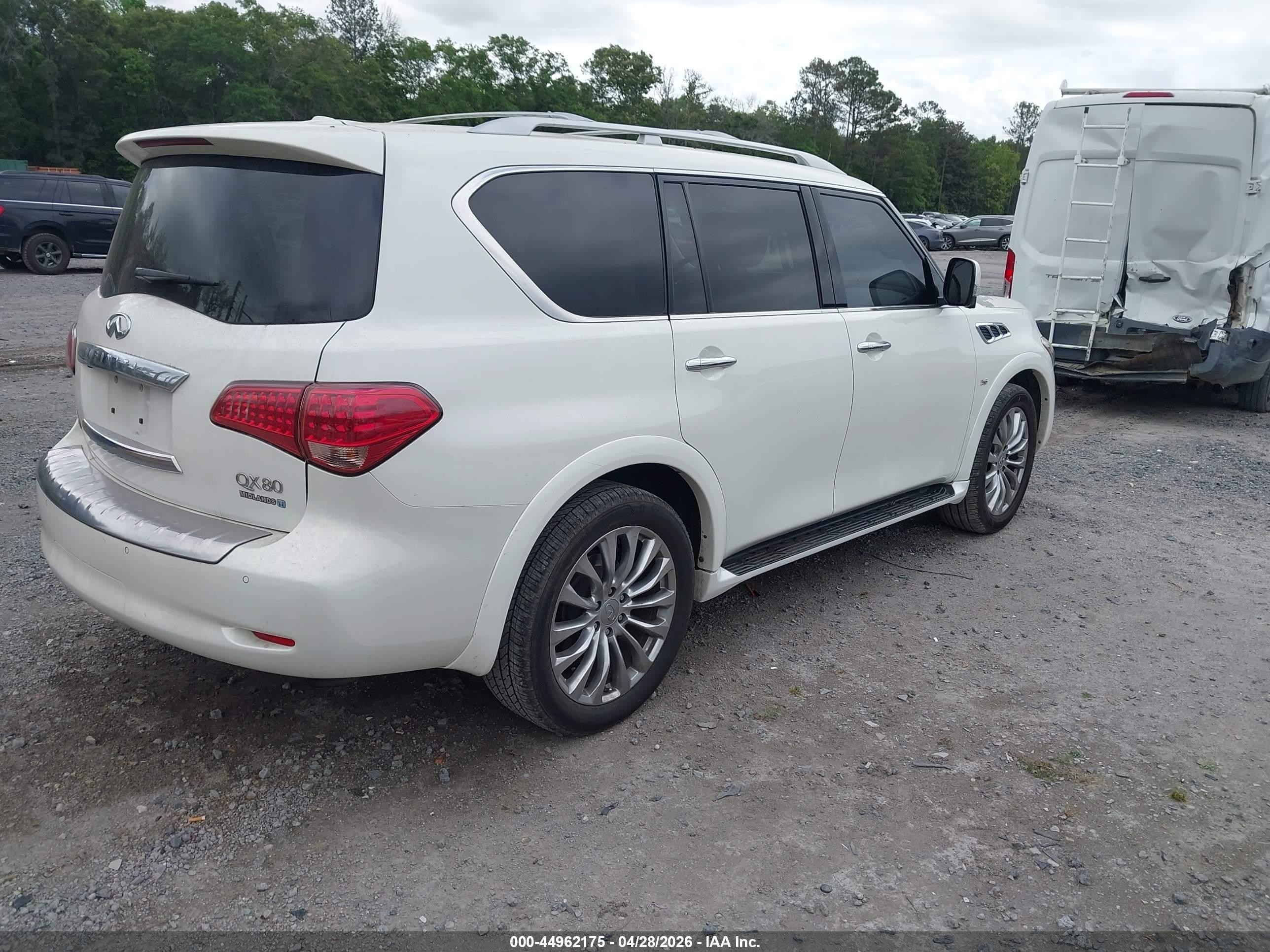 2015 Infiniti Qx80   Beige vin: JN8AZ2NE8F9080375