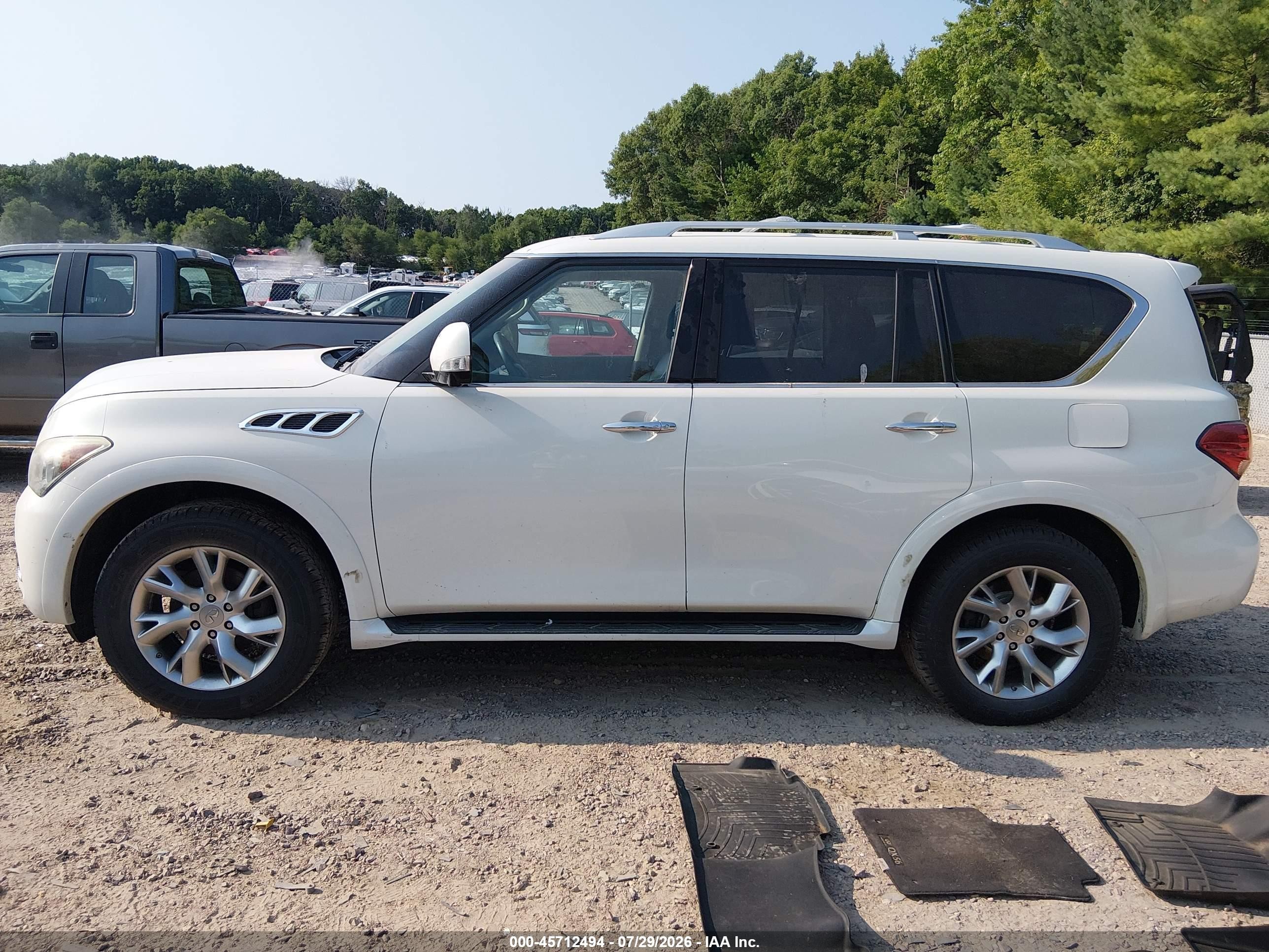 2013 Infiniti Qx56   White vin: JN8AZ2NE9D9041582