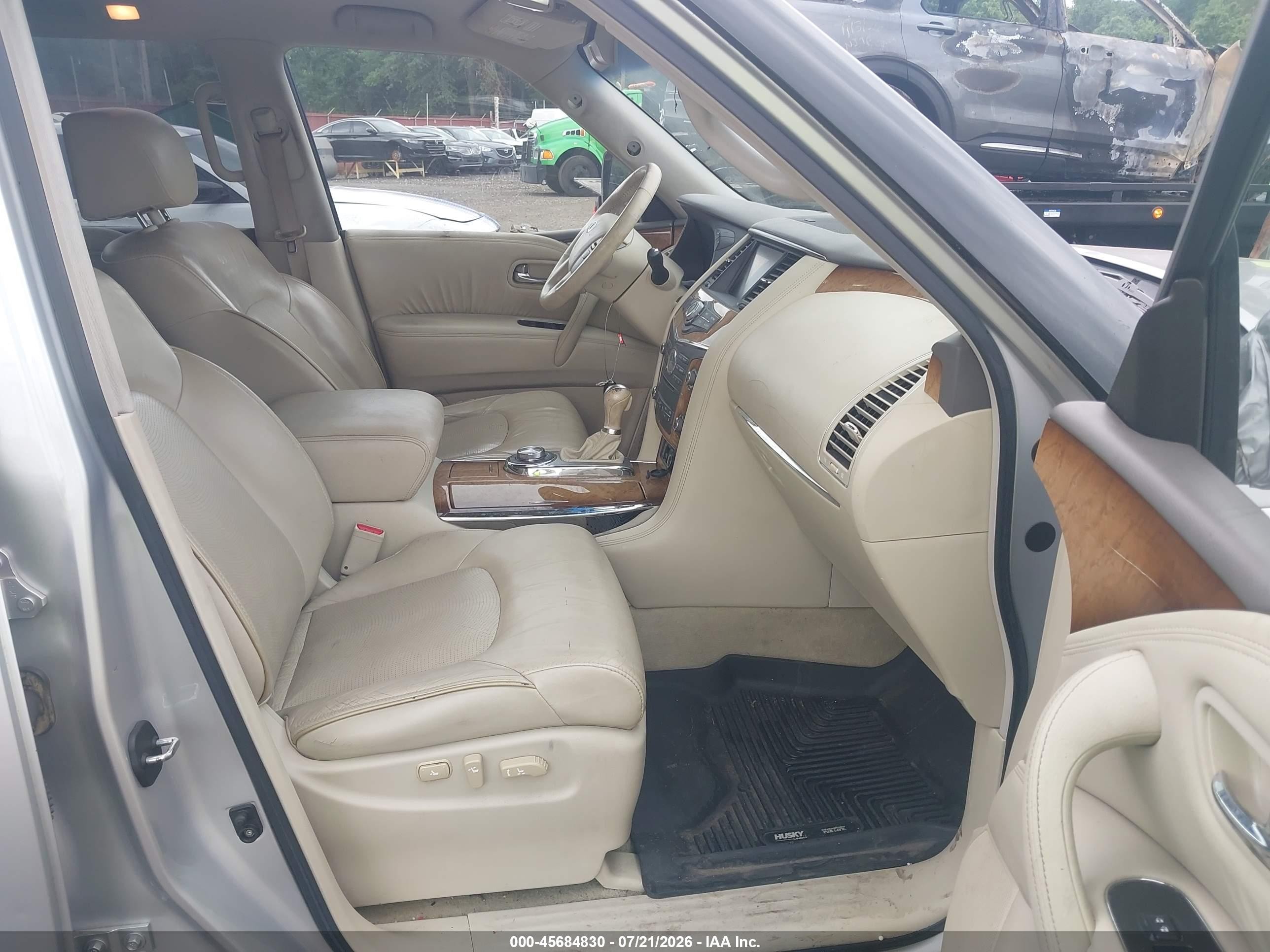 2012 Infiniti Qx56   Серый vin: JN8AZ2NEXC9015393