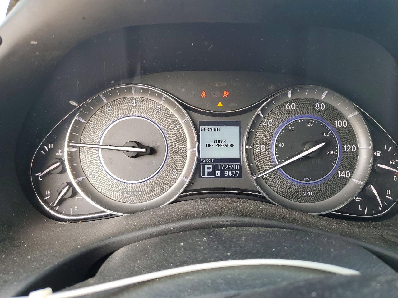 2012 Infiniti Qx56 Base Серебряный vin: JN8AZ2NEXC9019007