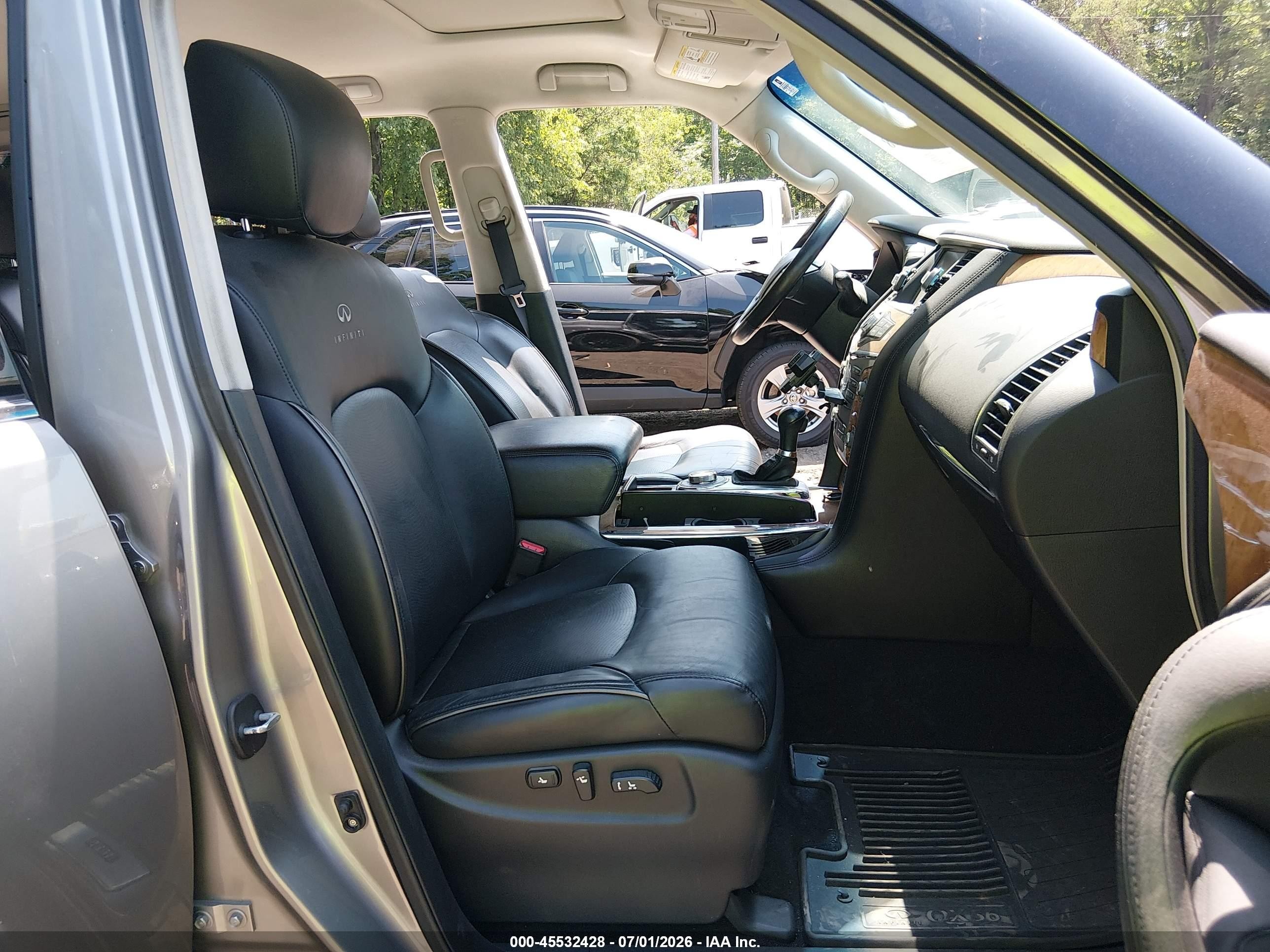 2012 Infiniti Qx56   Silver vin: JN8AZ2NEXC9019637