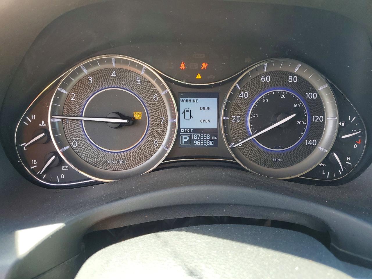 2013 Infiniti Qx56 Base Silver vin: JN8AZ2NEXD9042496