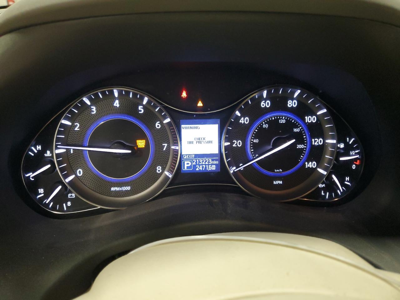 2013 Infiniti Qx56 Base Черный vin: JN8AZ2NEXD9061145 Damage: Warning Light - Engine, On, Unacceptable