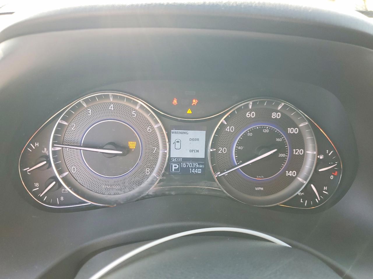 2014 Infiniti Qx80 Base Серебряный vin: JN8AZ2NEXE9063009