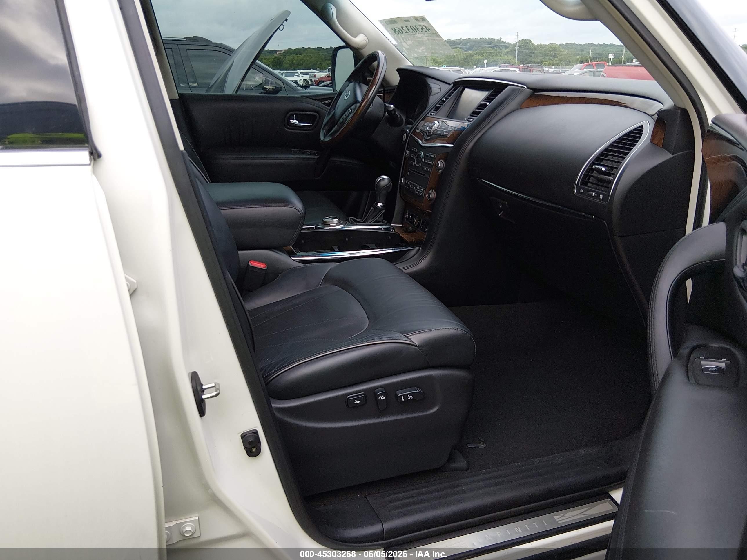 2014 Infiniti Qx80   White vin: JN8AZ2NEXE9063656