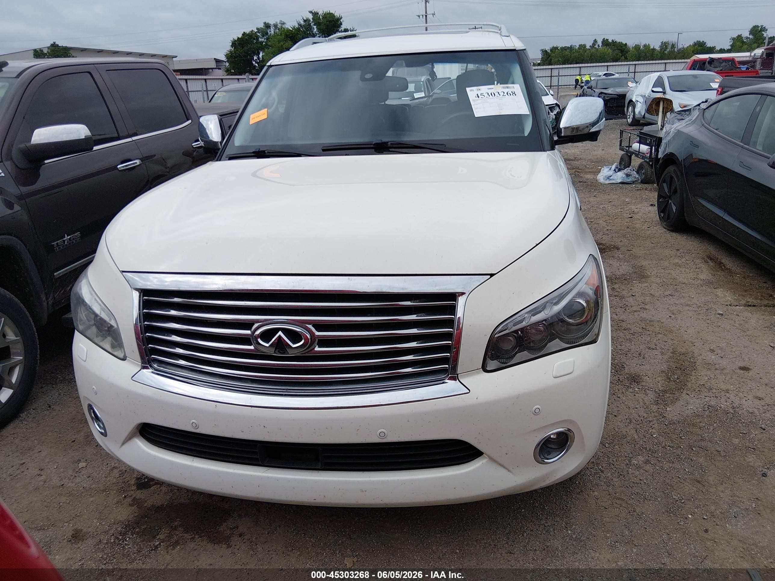 2014 Infiniti Qx80   White vin: JN8AZ2NEXE9063656