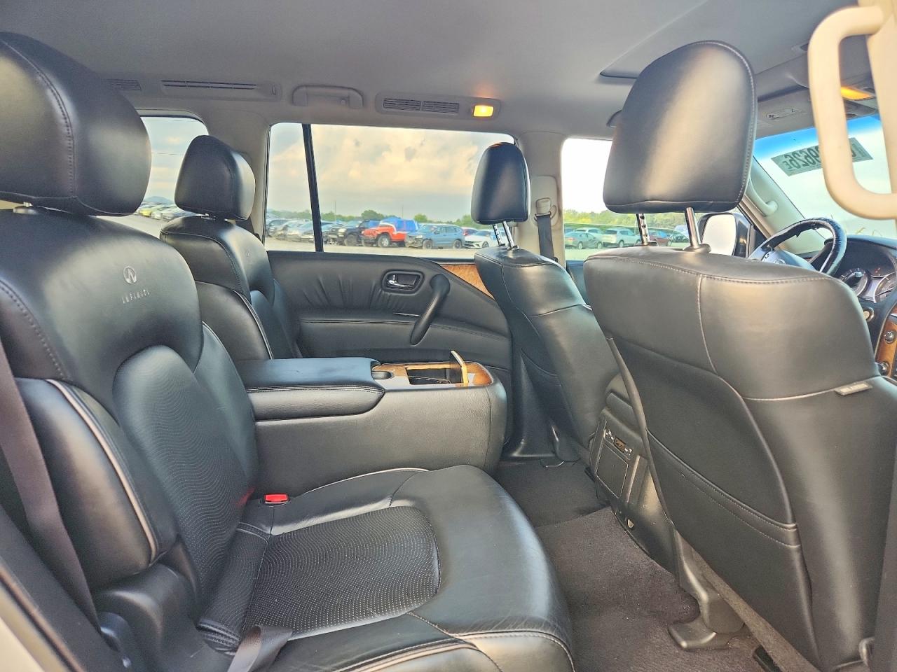 2011 Infiniti Qx56 Base Silver vin: JN8AZ2NF0B9501346