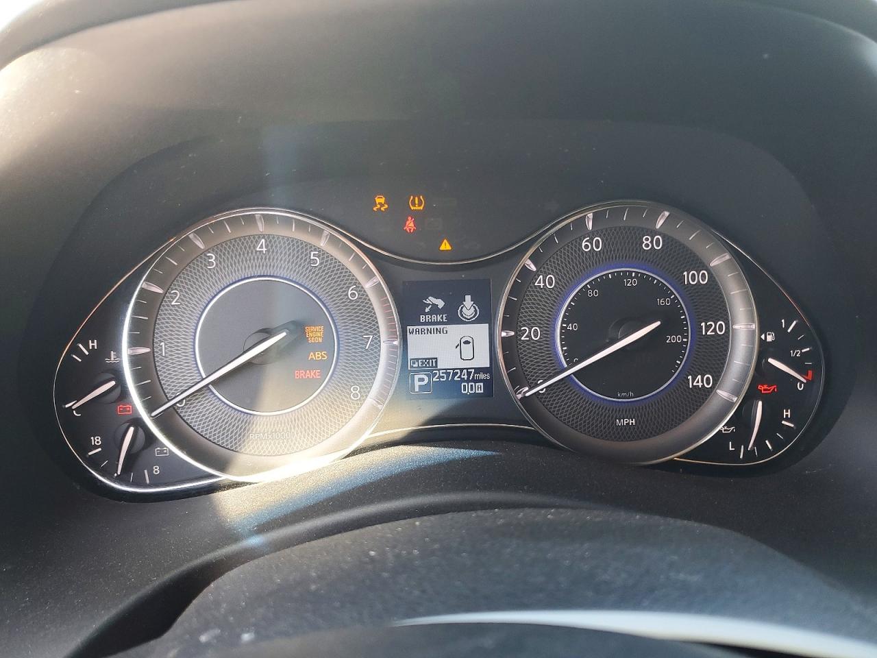 2014 Infiniti Qx80 Base Silver vin: JN8AZ2NF0E9556027