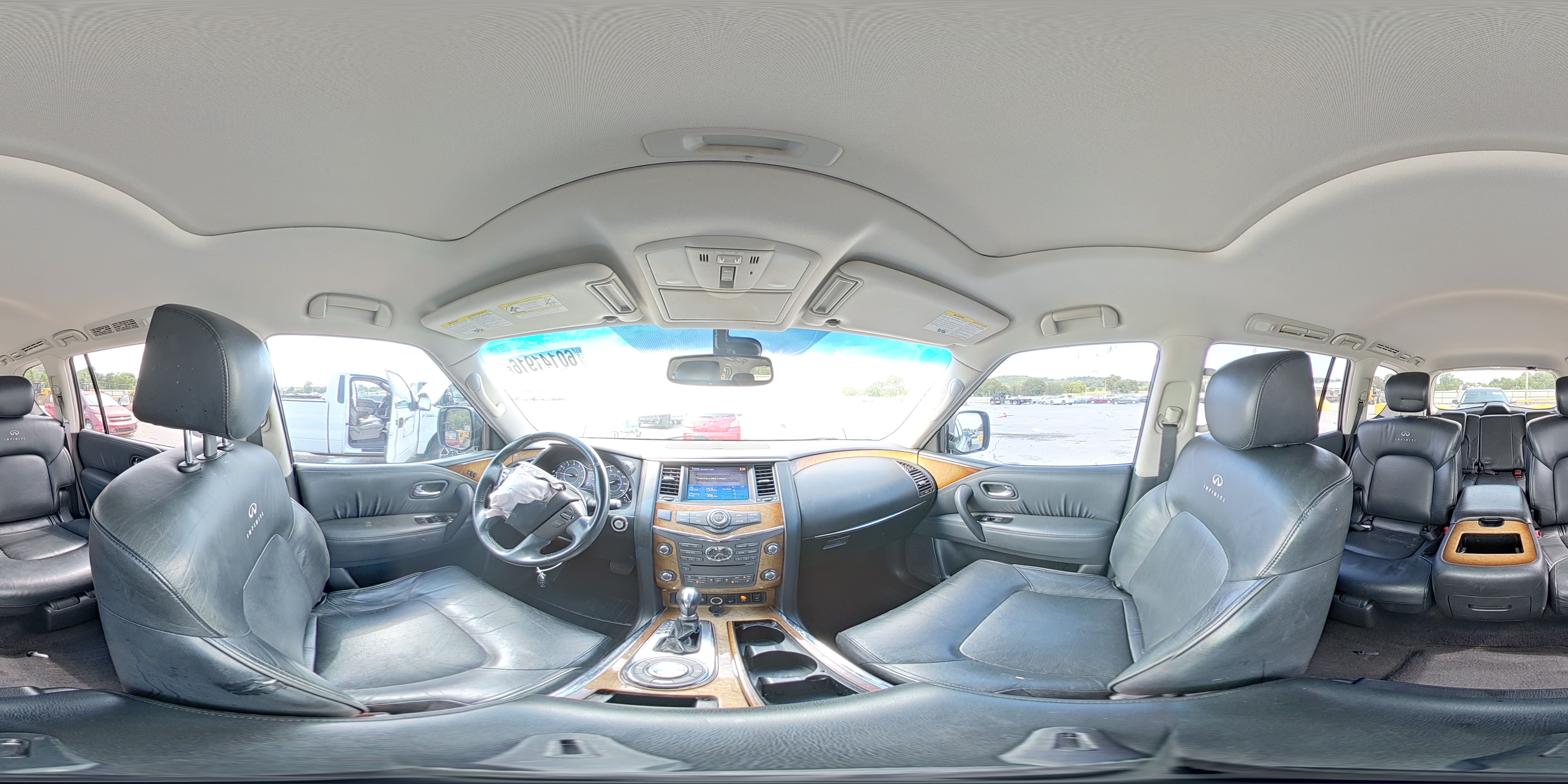 2012 Infiniti Qx56 Base White vin: JN8AZ2NF1C9517718