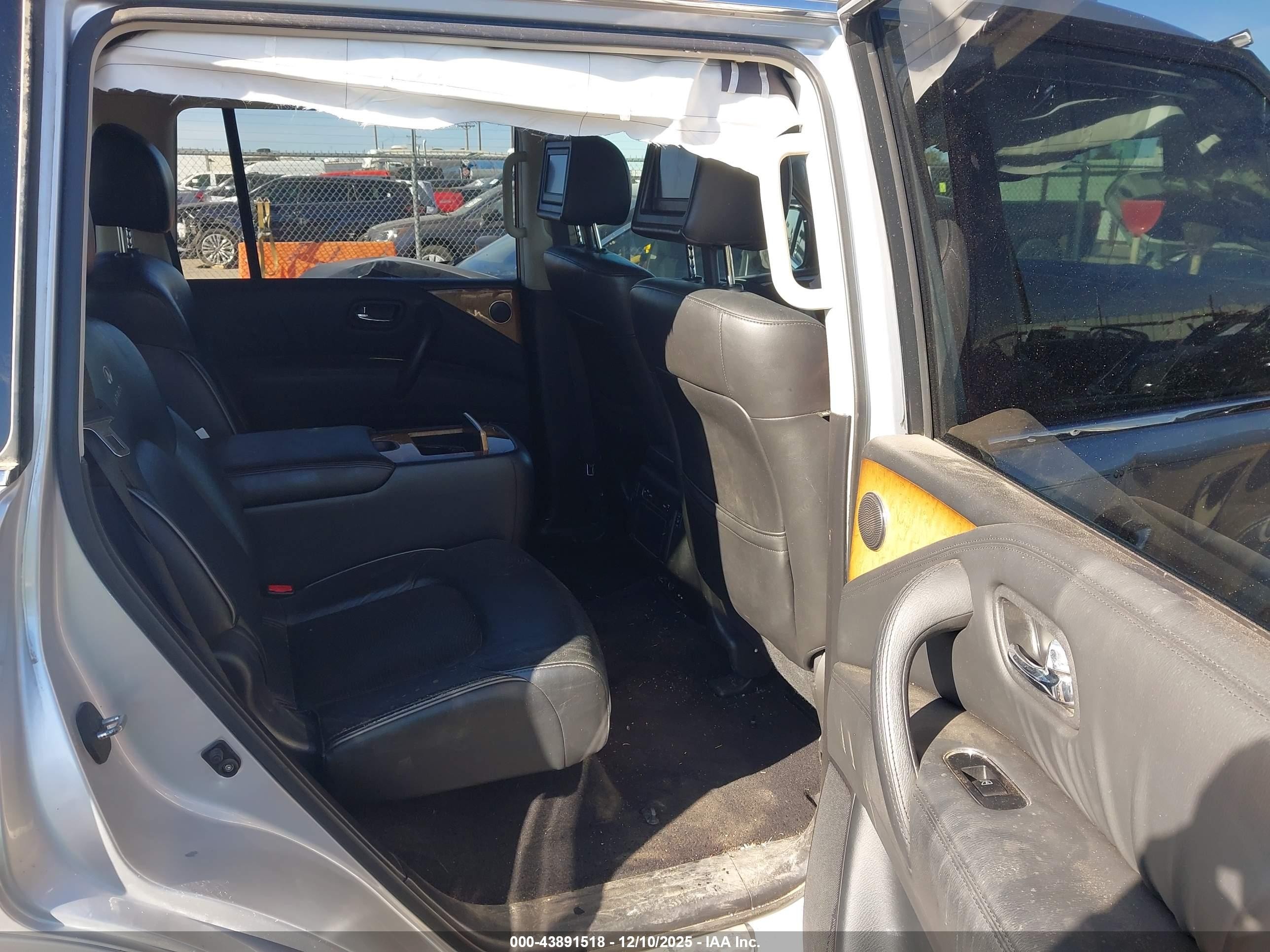 2012 Infiniti Qx56 Silver vin: JN8AZ2NF1C9518741