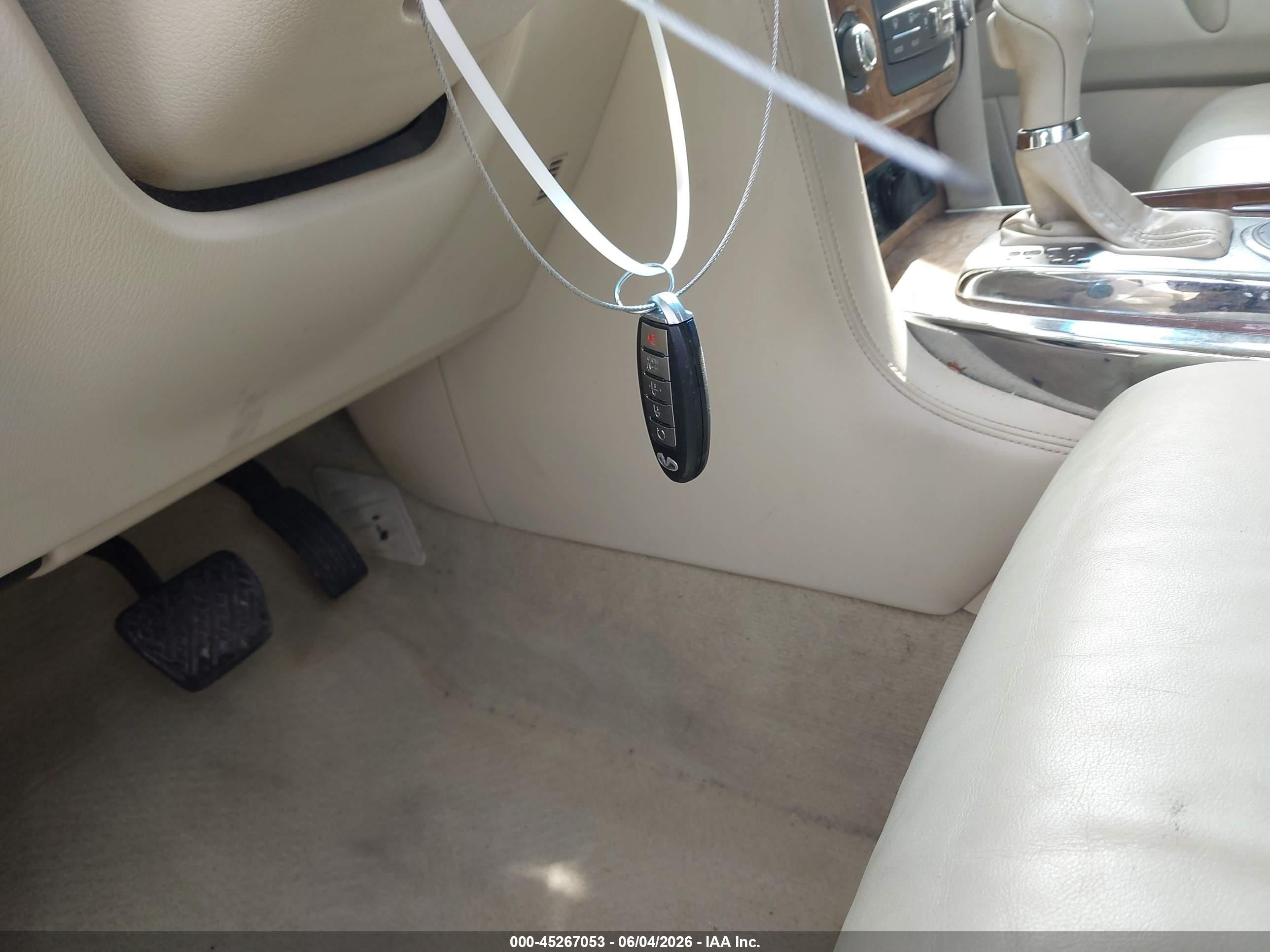2014 Infiniti Qx80   Silver vin: JN8AZ2NF1E9551810