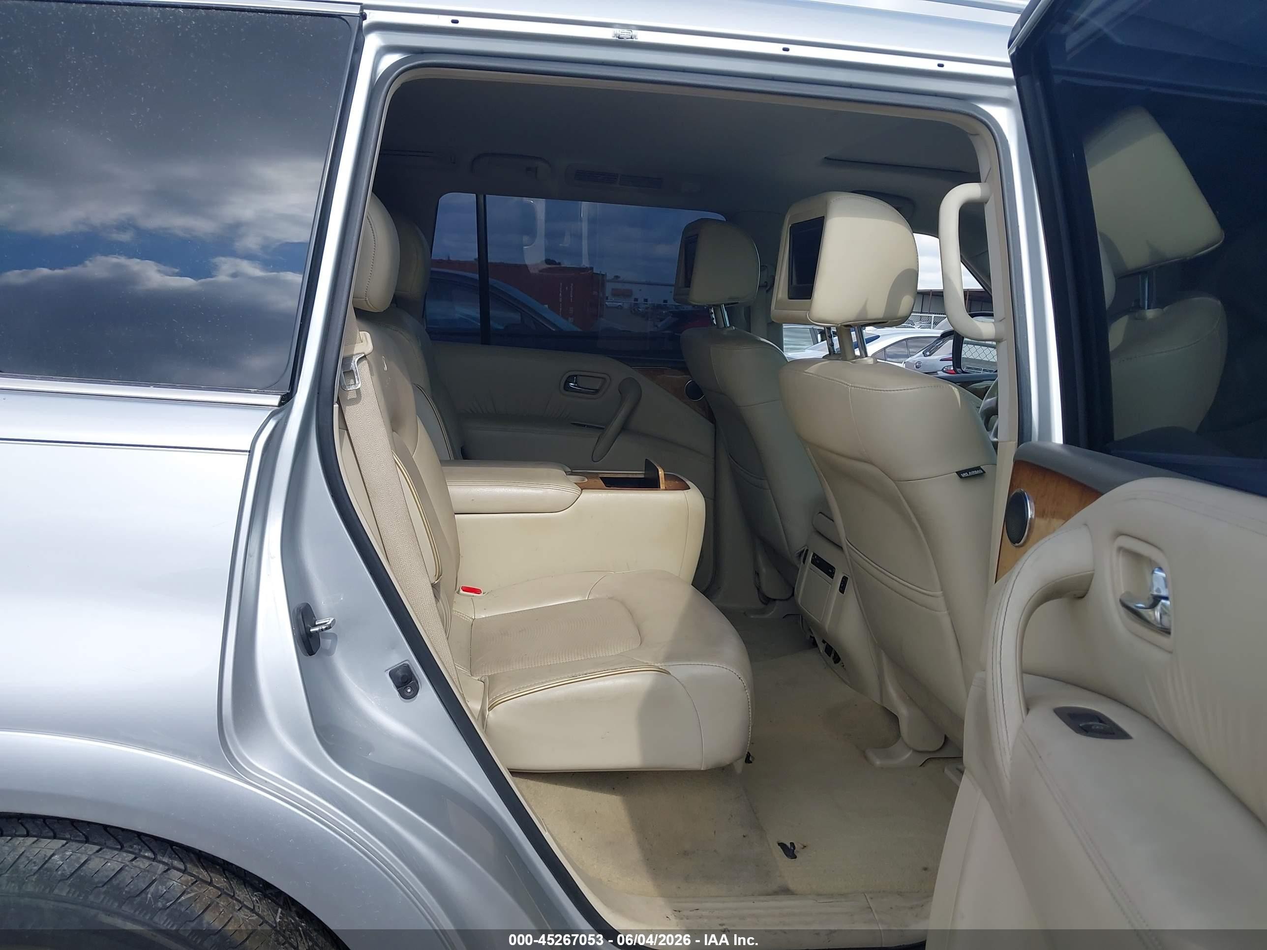 2014 Infiniti Qx80   Silver vin: JN8AZ2NF1E9551810