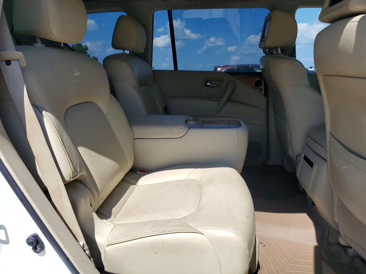2011 Infiniti Qx56 Base White vin: JN8AZ2NF3B9500515
