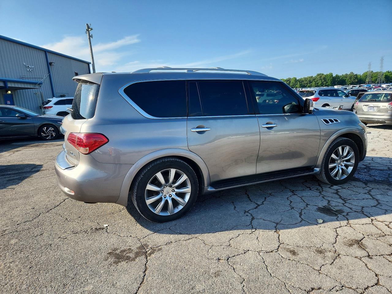2011 Infiniti Qx56 Base Silver vin: JN8AZ2NF3B9504239
