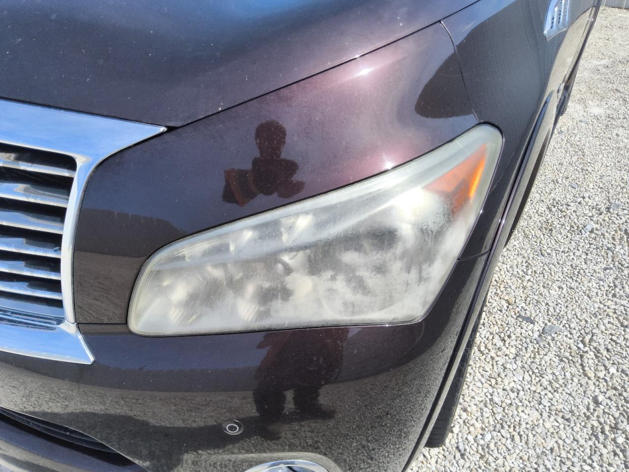 2014 Infiniti Qx80 Base Maroon vin: JN8AZ2NF3E9552733 Damage: Left Head Lamp, Faded, Repair Required