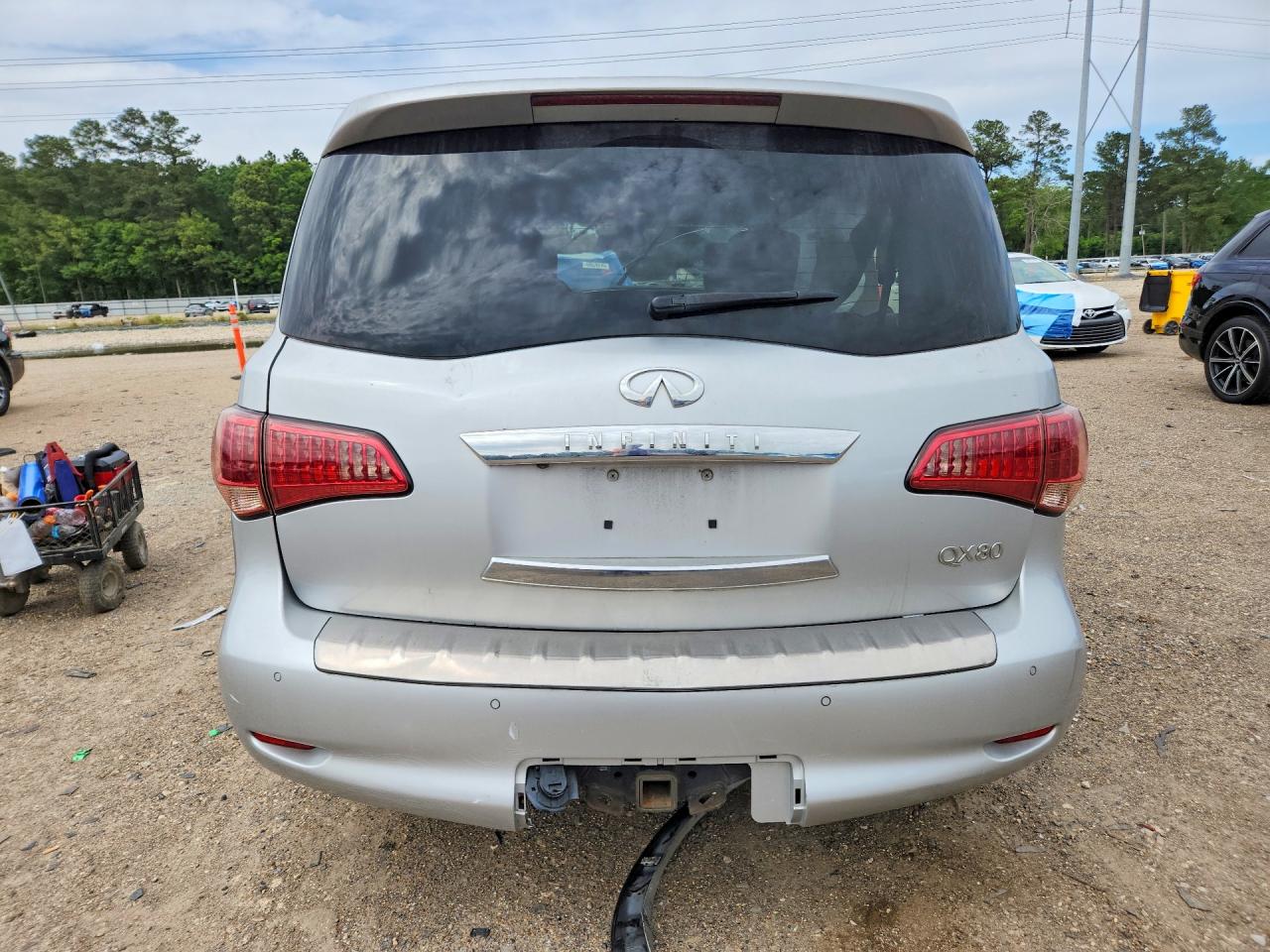 2015 Infiniti Qx80 Base Серебряный vin: JN8AZ2NF4F9571289