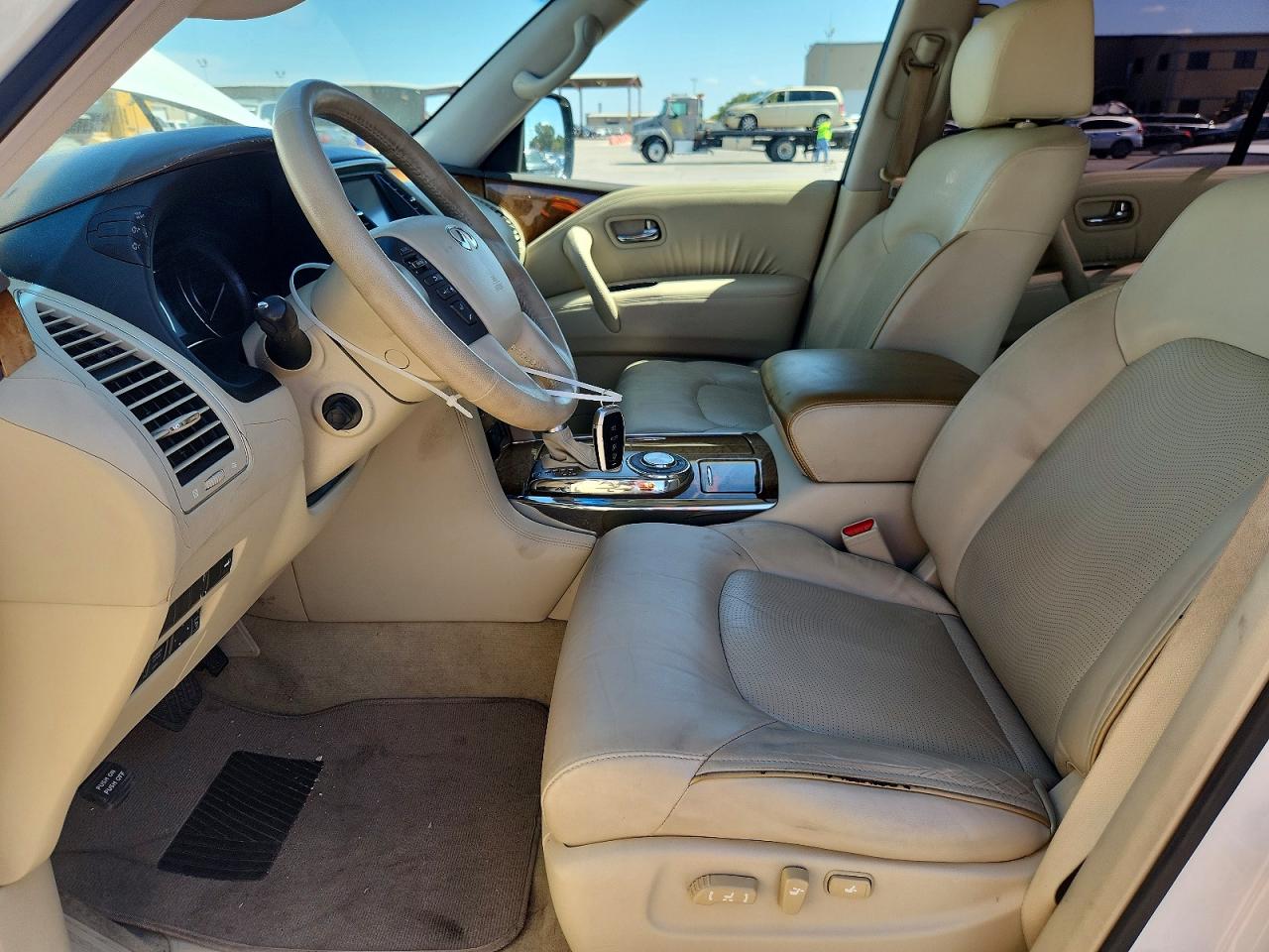 2011 Infiniti Qx56 Base White vin: JN8AZ2NF5B9502041