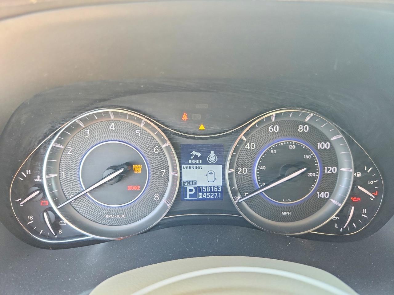 2011 Infiniti Qx56 Base White vin: JN8AZ2NF5B9502041