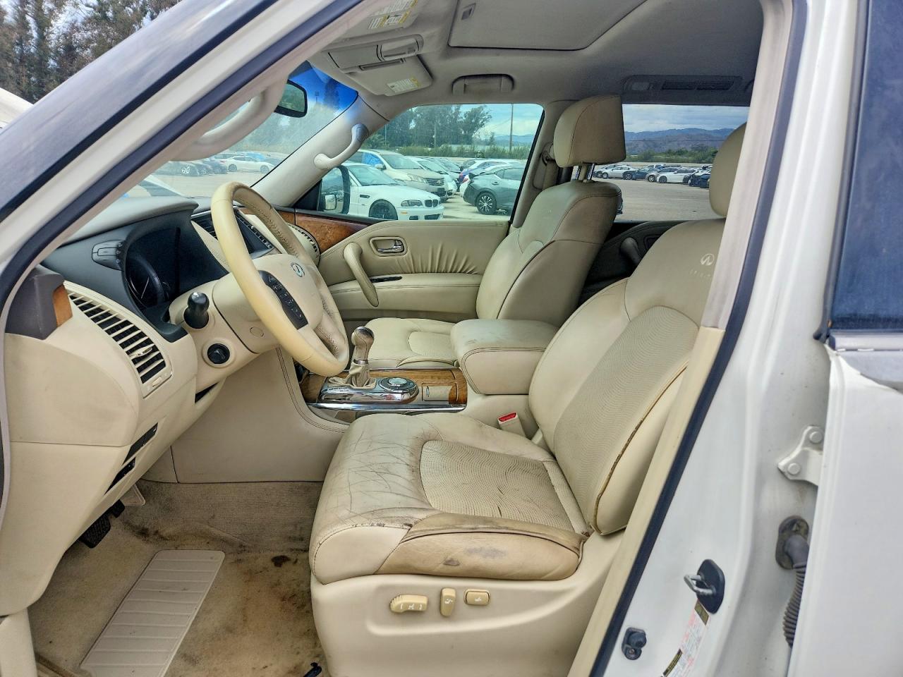 2011 Infiniti Qx56 Base White vin: JN8AZ2NF5B9503951