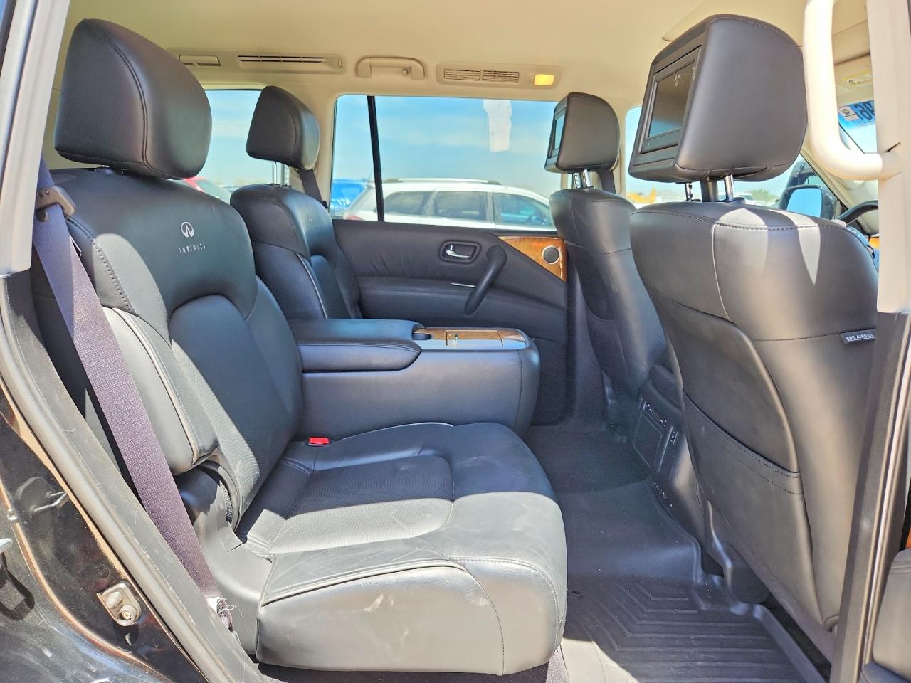 2012 Infiniti Qx56 Base Черный vin: JN8AZ2NF5C9518824