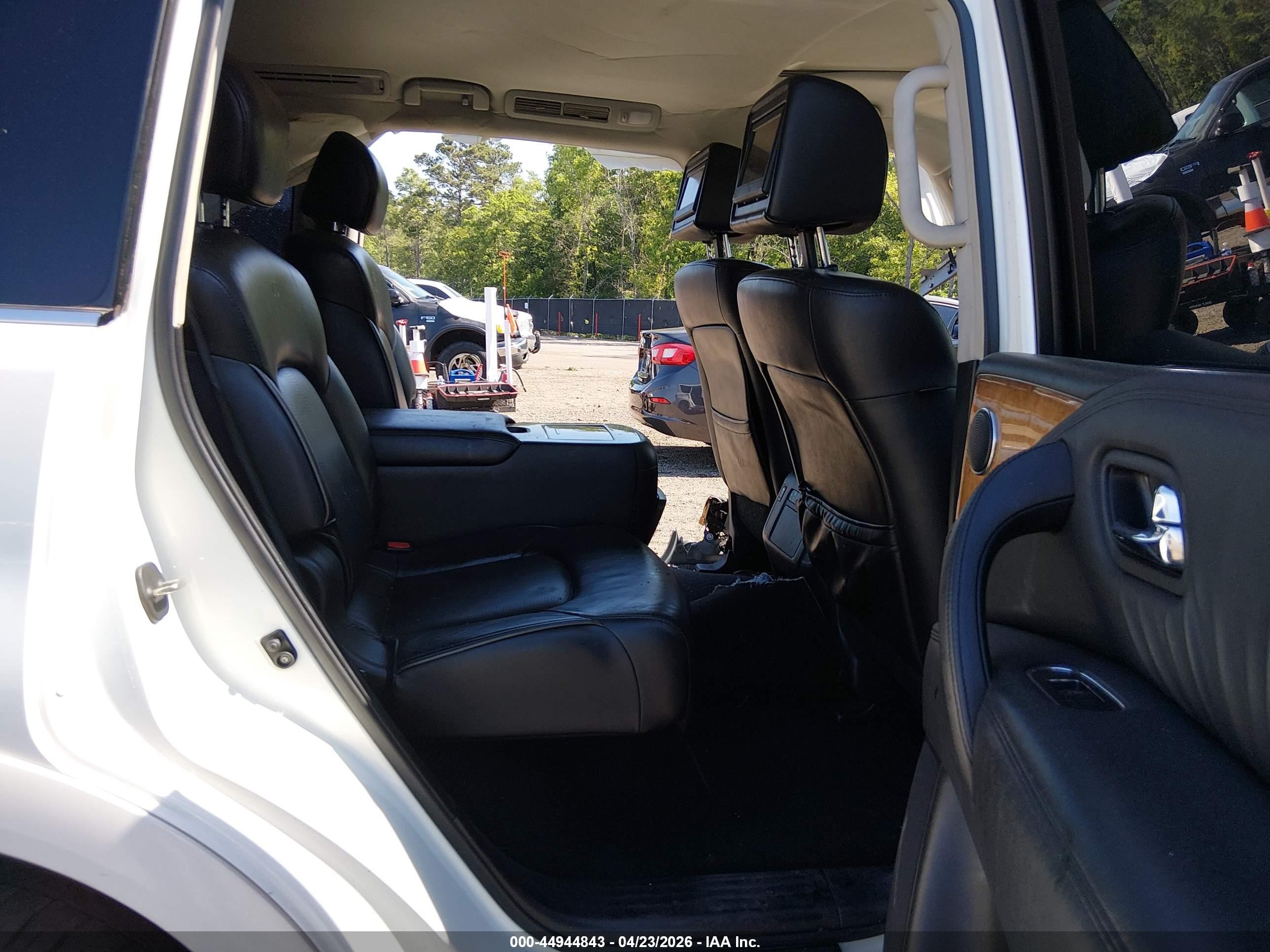 2012 Infiniti Qx56   Белый vin: JN8AZ2NF5C9519911