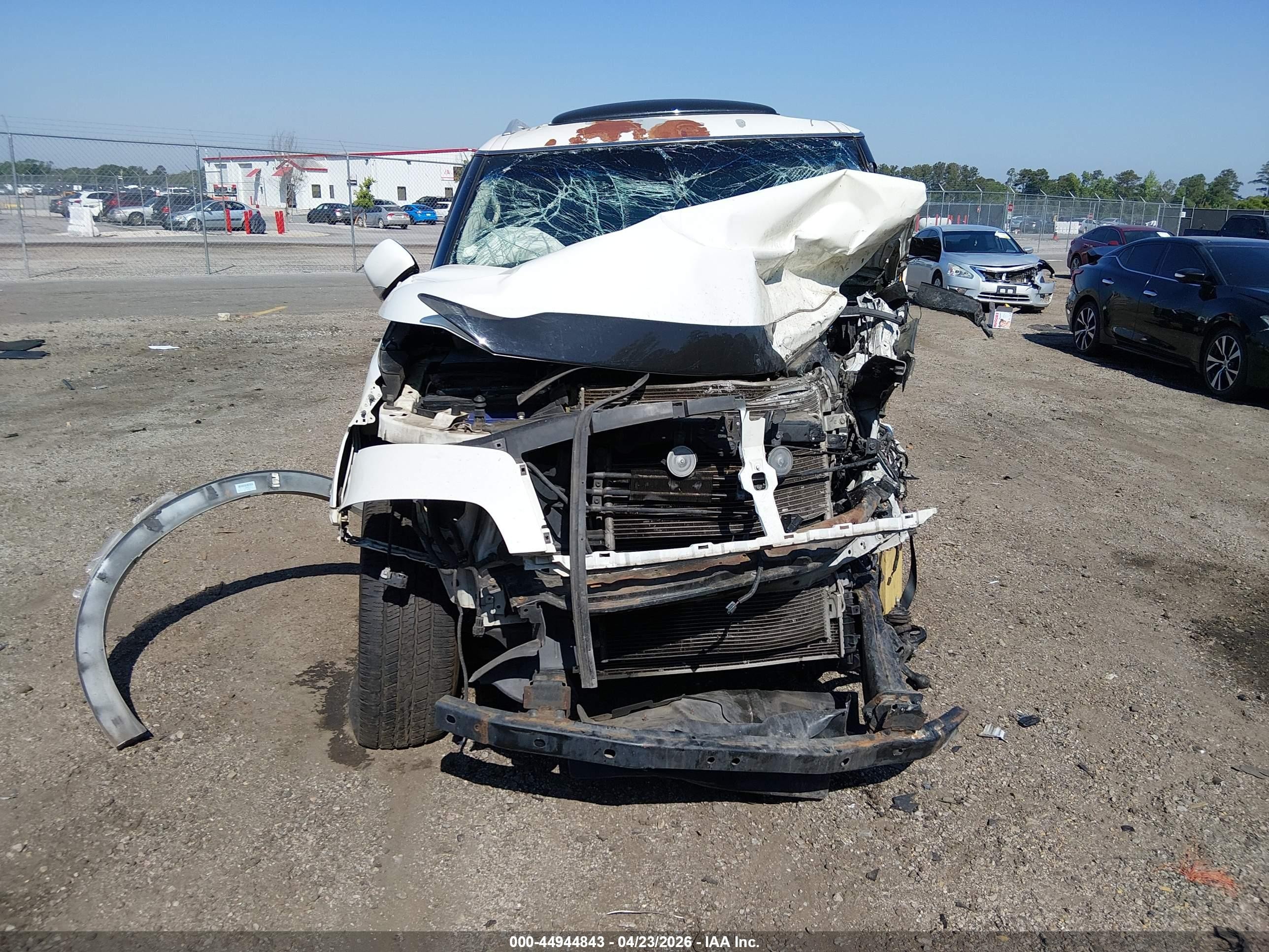 2012 Infiniti Qx56   Белый vin: JN8AZ2NF5C9519911