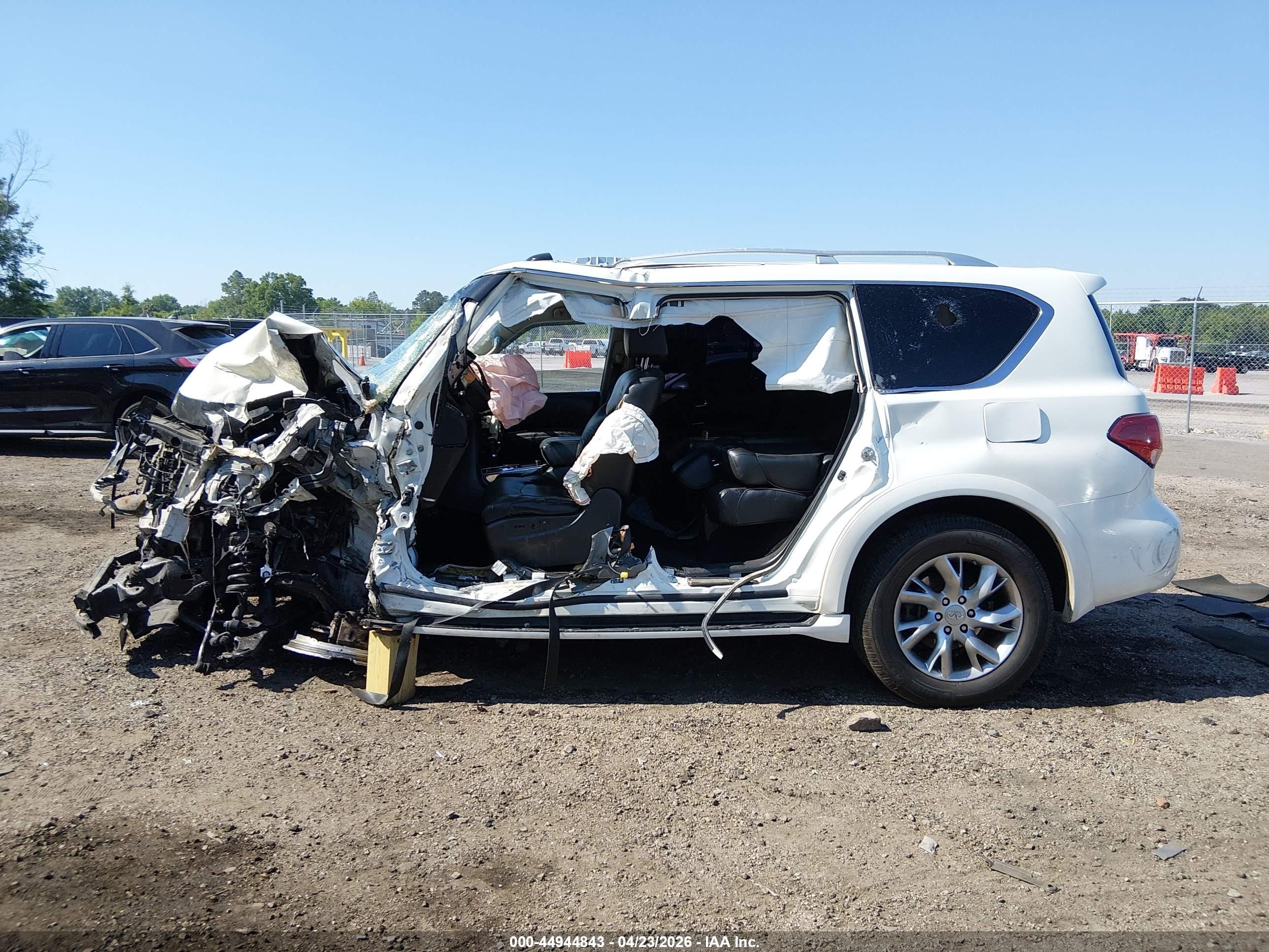 2012 Infiniti Qx56   Белый vin: JN8AZ2NF5C9519911