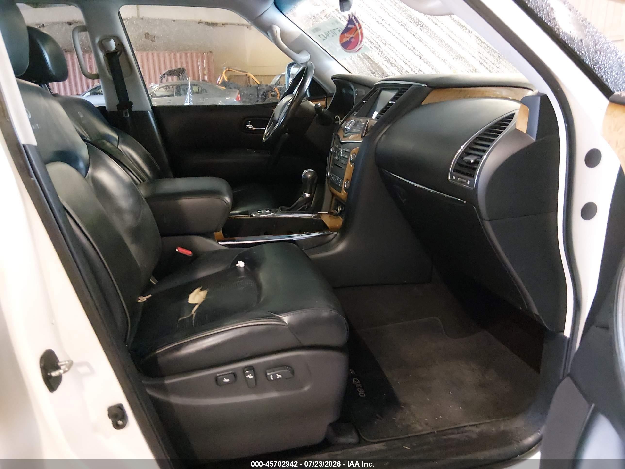 2014 Infiniti Qx80   White vin: JN8AZ2NF5E9553320
