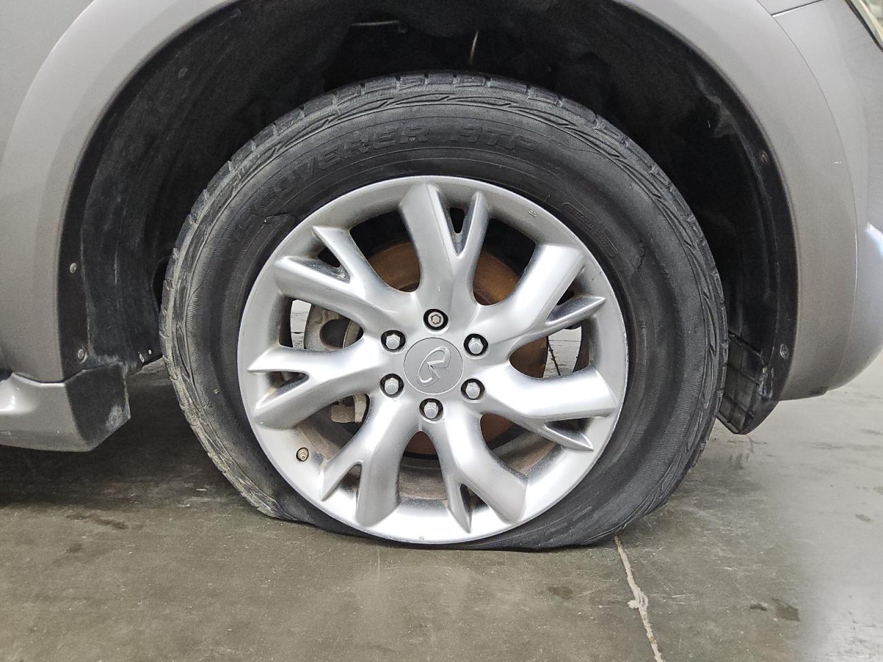 2011 Infiniti Qx56 Base Gray vin: JN8AZ2NF6B9503375 Damage: Right Front Wheel, Curb Rash, 9 To 10 Inches