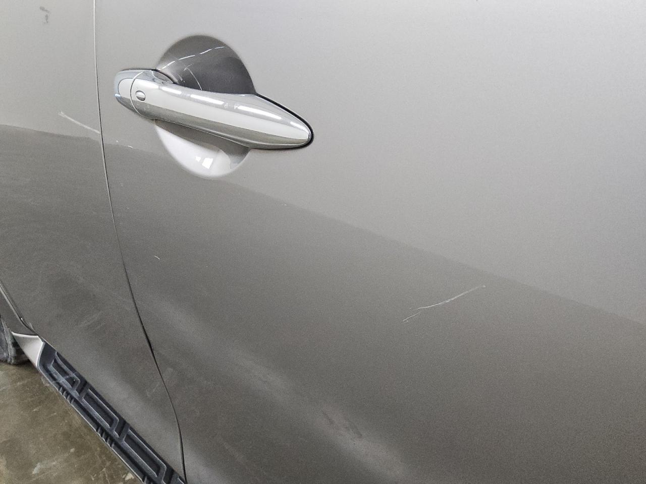 2011 Infiniti Qx56 Base Gray vin: JN8AZ2NF6B9503375 Damage: Right Front Door, Dent(S) W/ Paint Dmg, 1/2 To 1 Inch