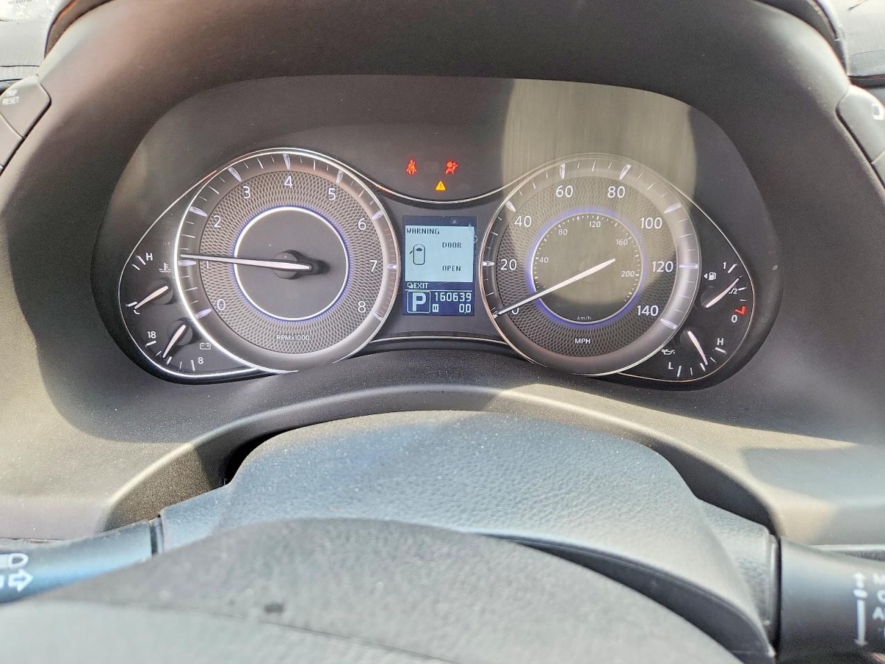 2012 Infiniti Qx56 Base Черный vin: JN8AZ2NF6C9515673