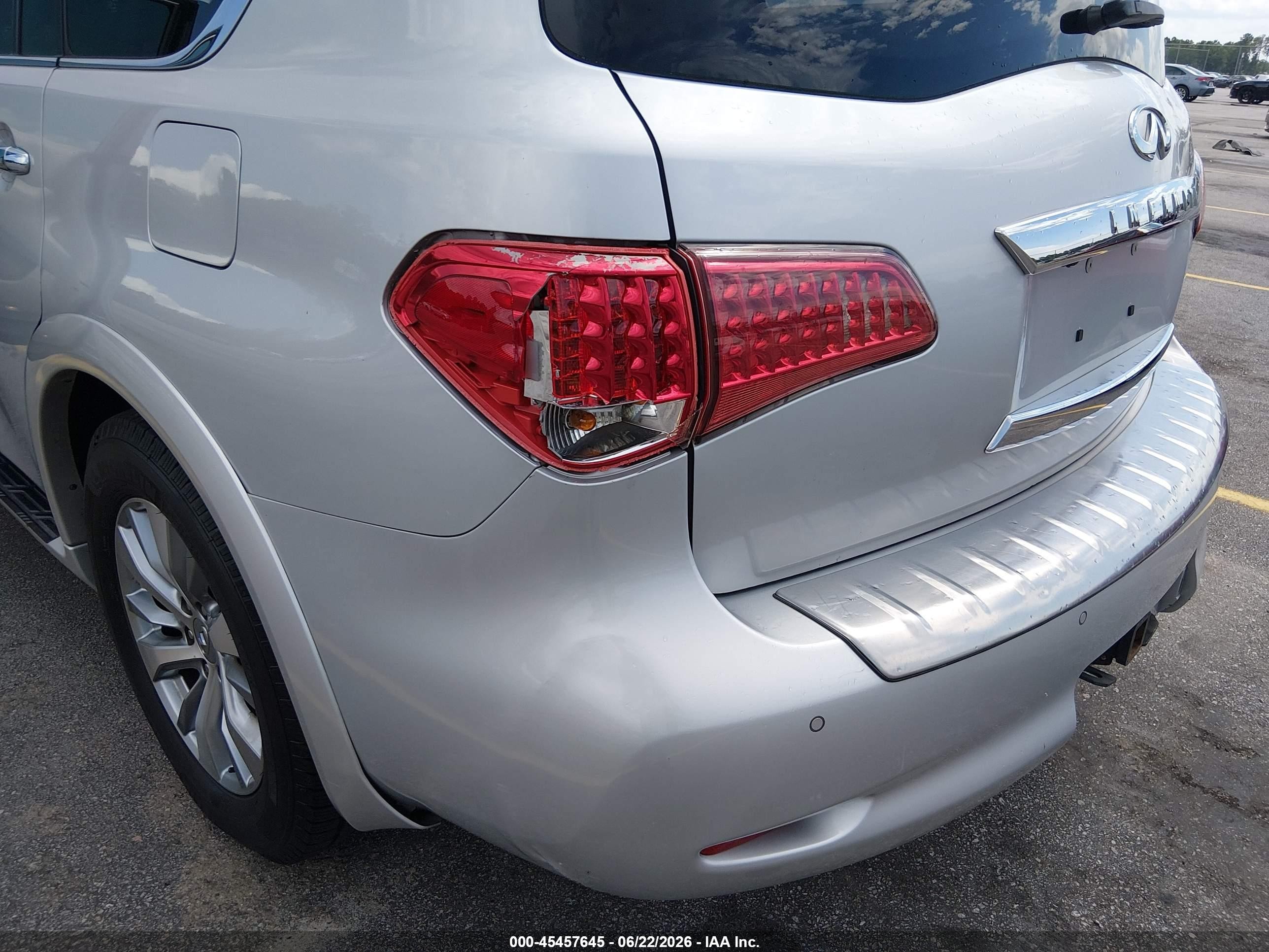 2015 Infiniti Qx80 Серебряный vin: JN8AZ2NF6F9570807