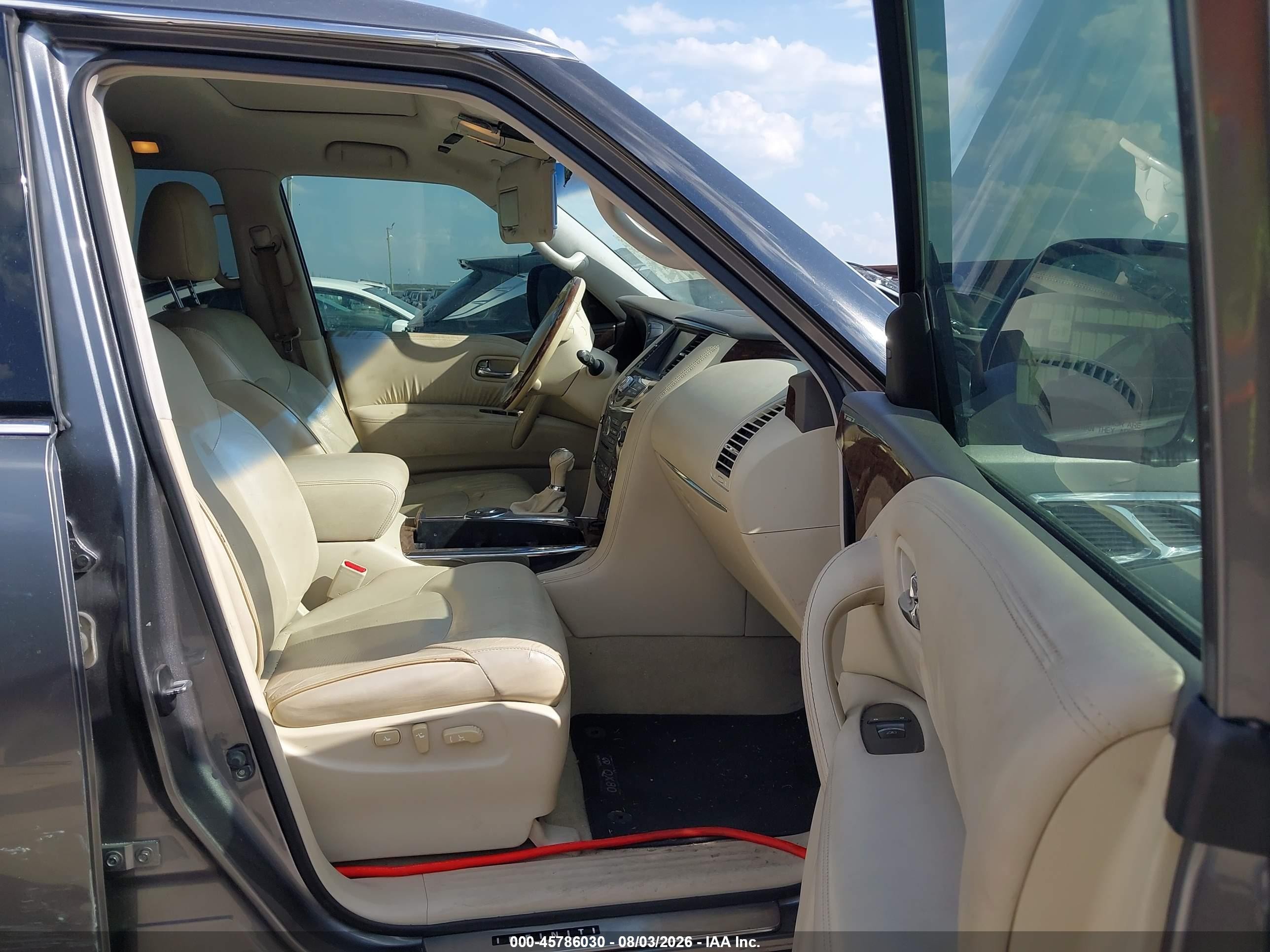 2015 Infiniti Qx80   Серый vin: JN8AZ2NF6F9571262