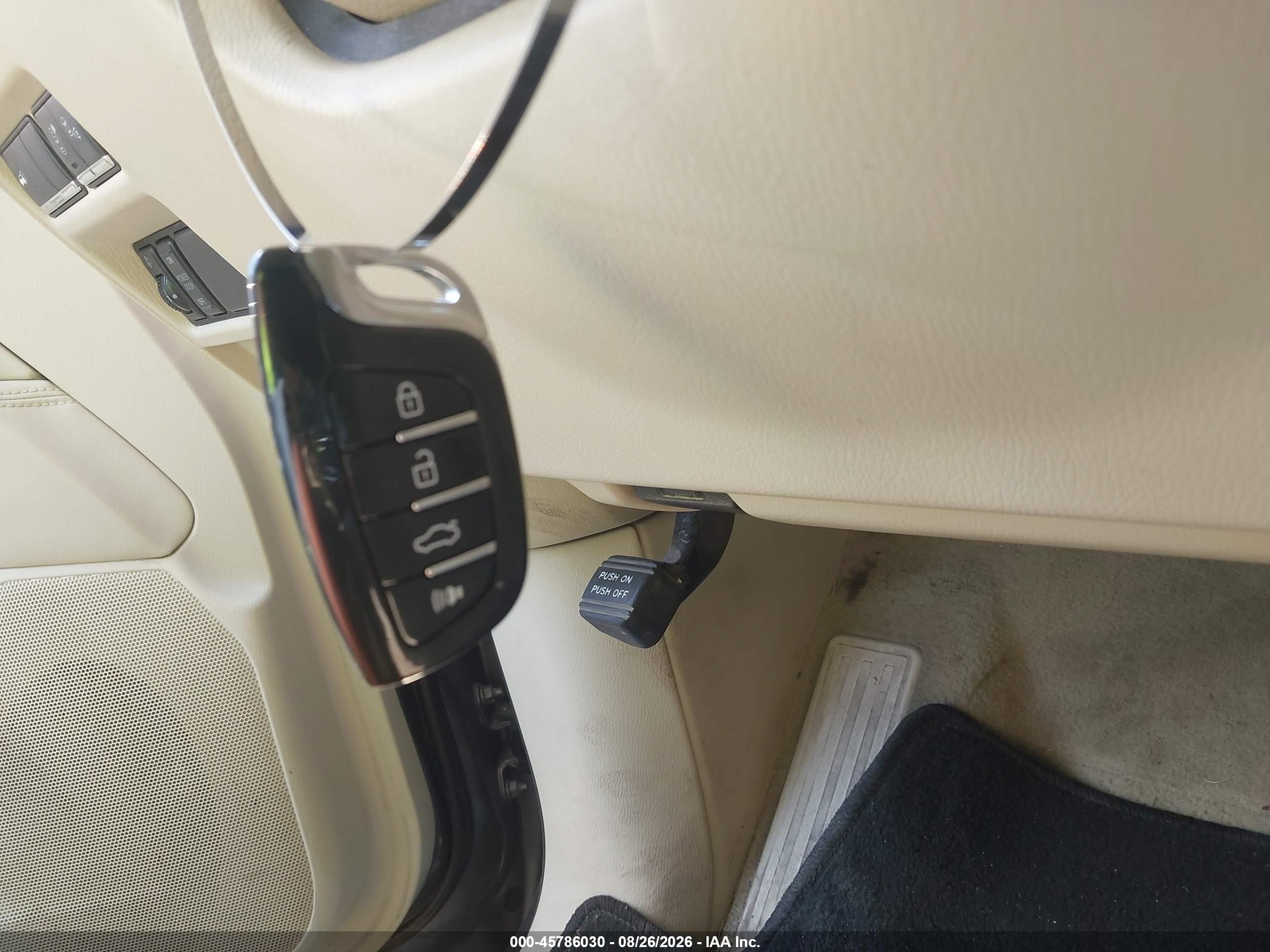 2015 Infiniti Qx80   Серый vin: JN8AZ2NF6F9571262