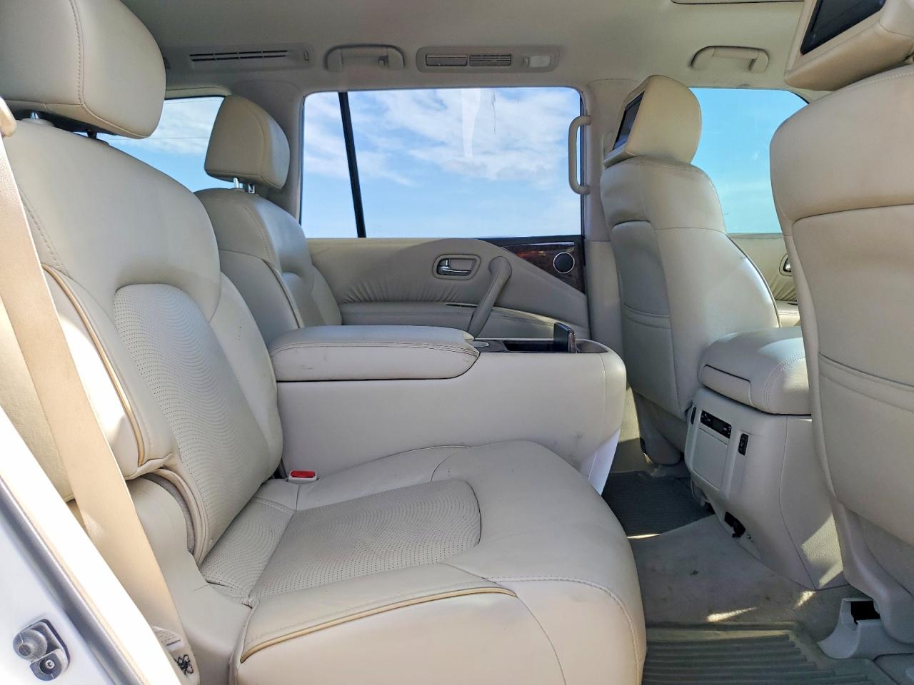 2015 Infiniti Qx80 Base Белый vin: JN8AZ2NF6F9573920