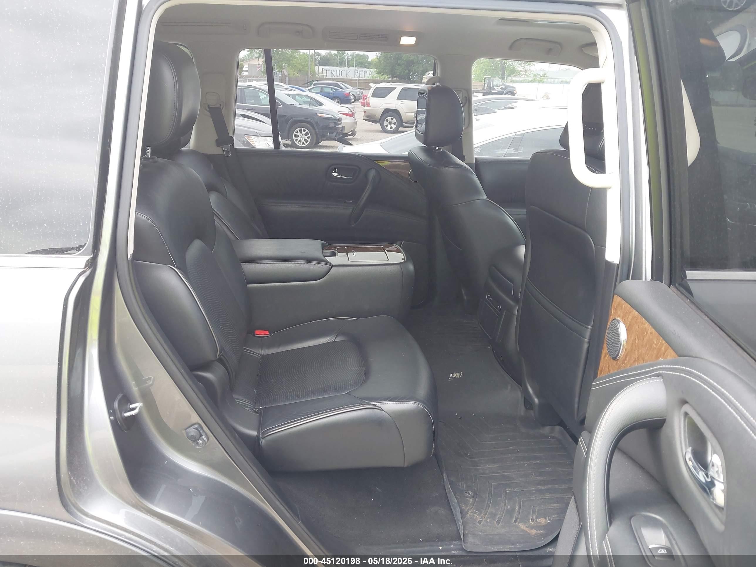 2015 Infiniti Qx80   Gray vin: JN8AZ2NF7F9570931