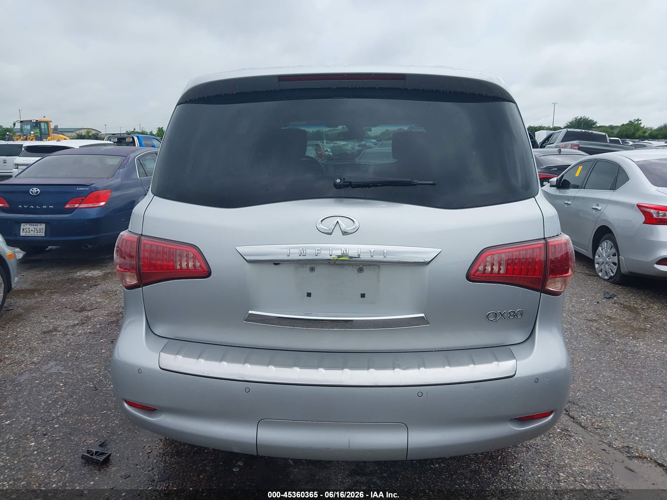 2015 Infiniti Qx80   Silver vin: JN8AZ2NF7F9572369