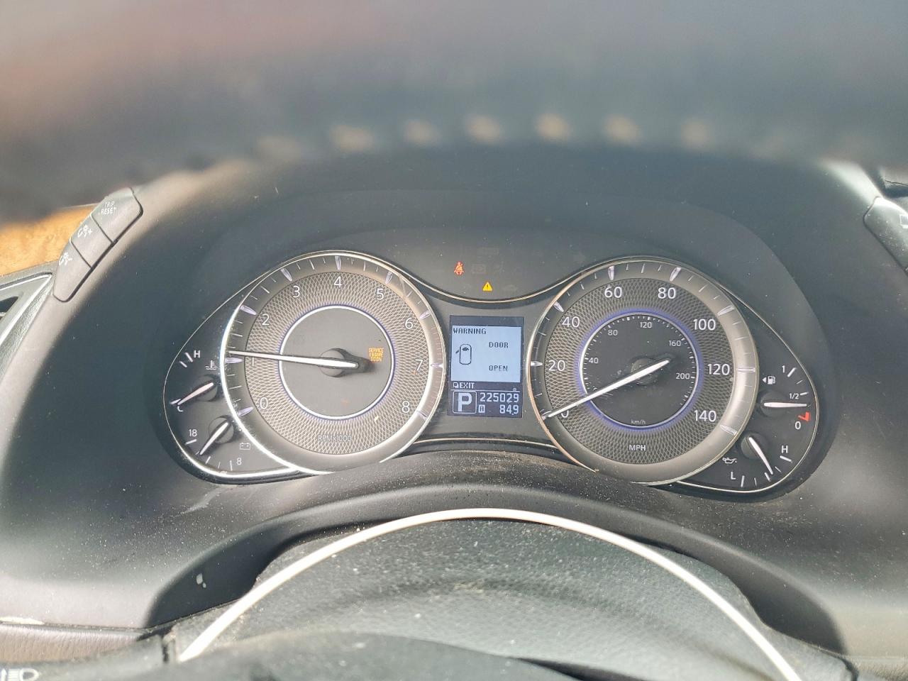2011 Infiniti Qx56 Base White vin: JN8AZ2NF8B9503801