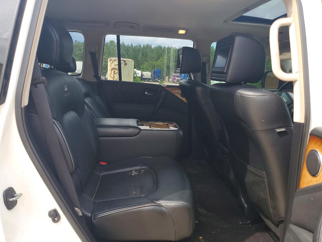 2011 Infiniti Qx56 Base White vin: JN8AZ2NF8B9503801
