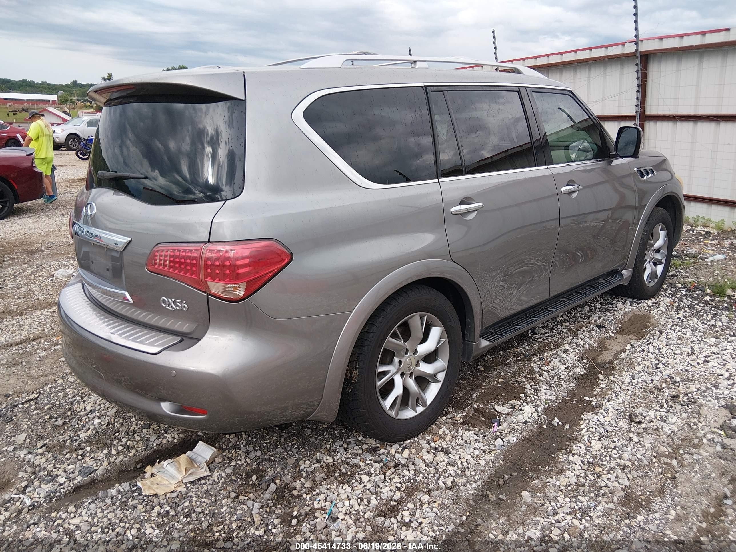 2012 Infiniti Qx56 Золотой vin: JN8AZ2NF8C9518719
