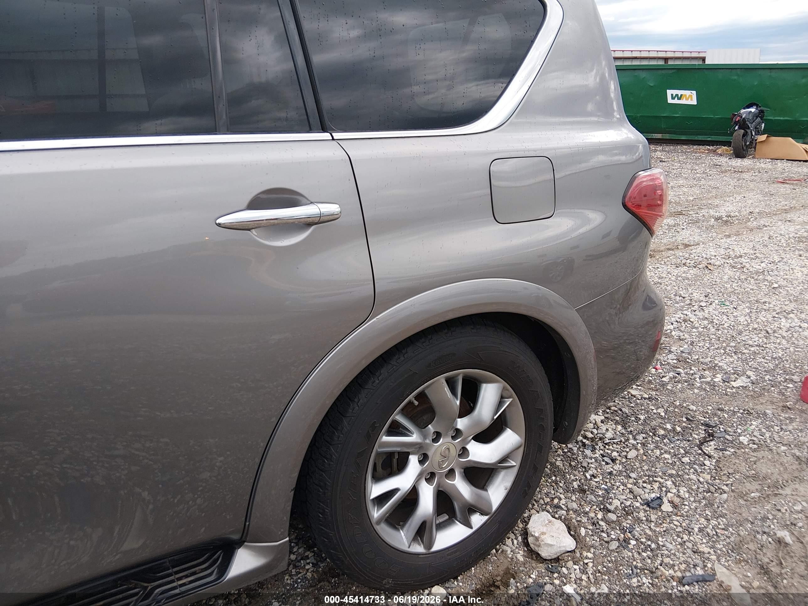2012 Infiniti Qx56 Золотой vin: JN8AZ2NF8C9518719
