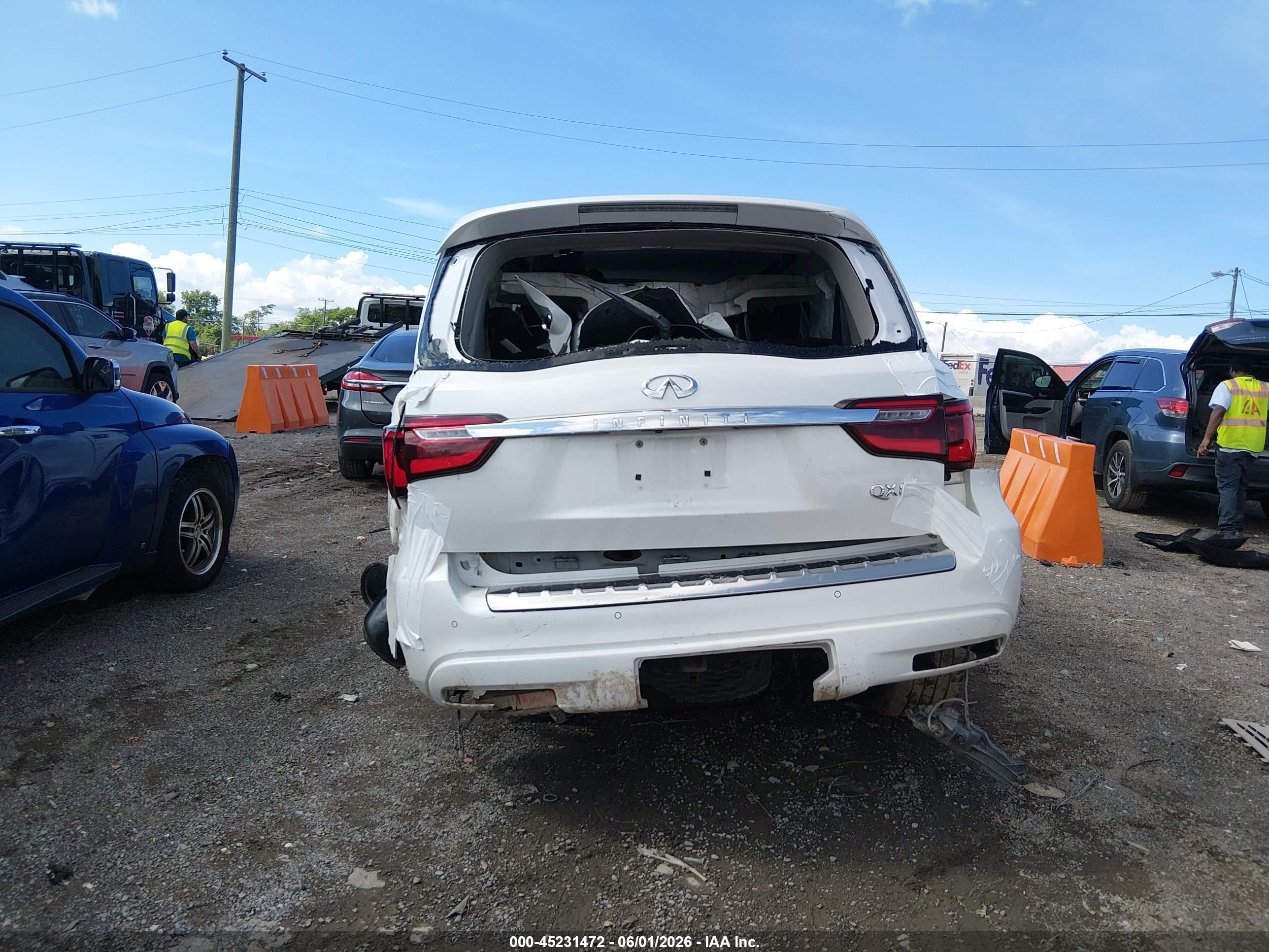 2018 Infiniti Qx80 White vin: JN8AZ2NF8J9664745